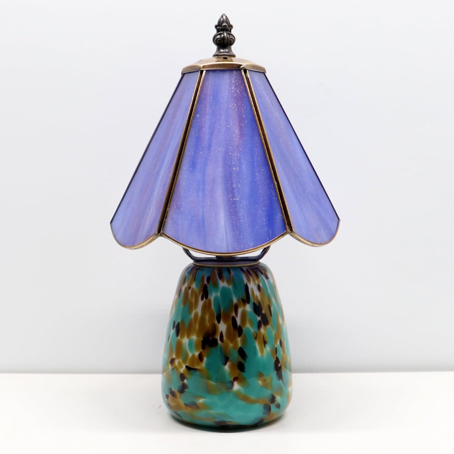 MQYXH Tiffany Style Stained Glass Table Lamp 12 Inch - Purple