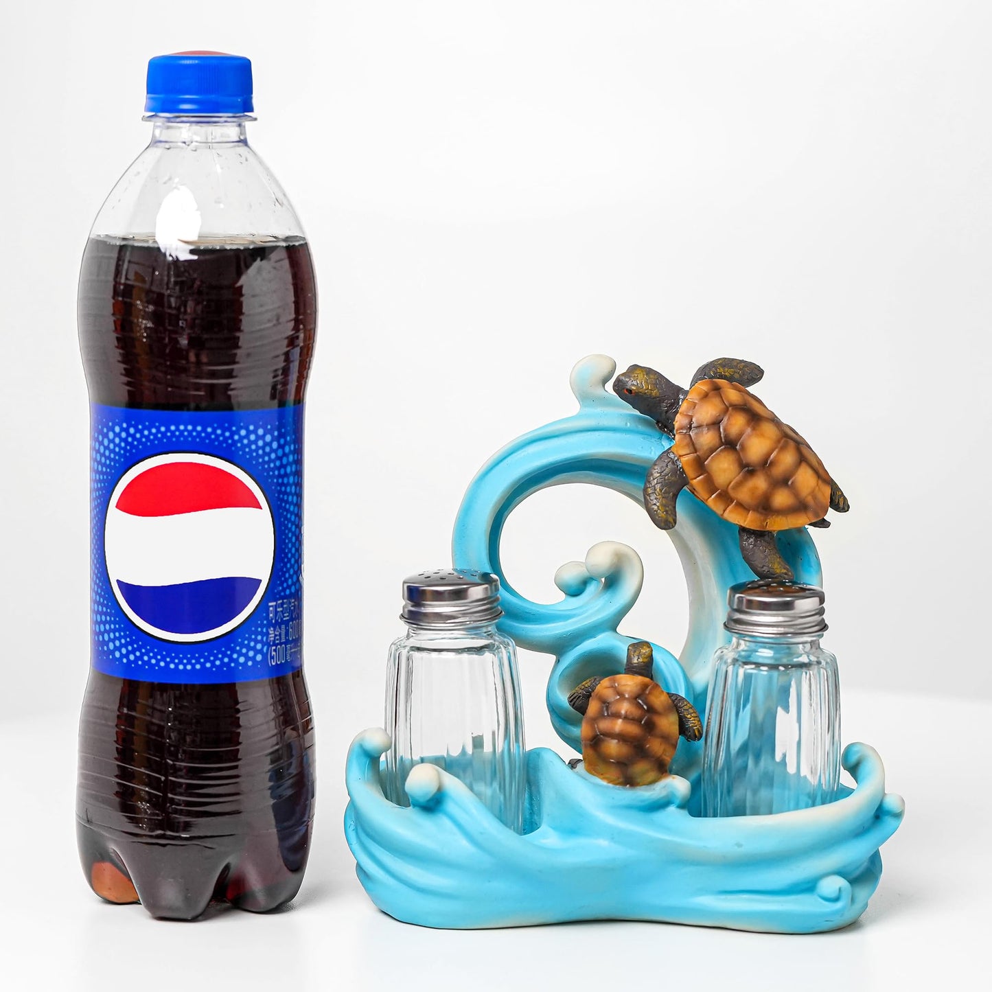 Farmhouse Kitchen DéCor Salt And Pepper Shakers Set - Salt And Pepper Dispenser with Resin Ocean Sea Turtle Figurine And Statues Holder - Elegant Glass Spice Jars