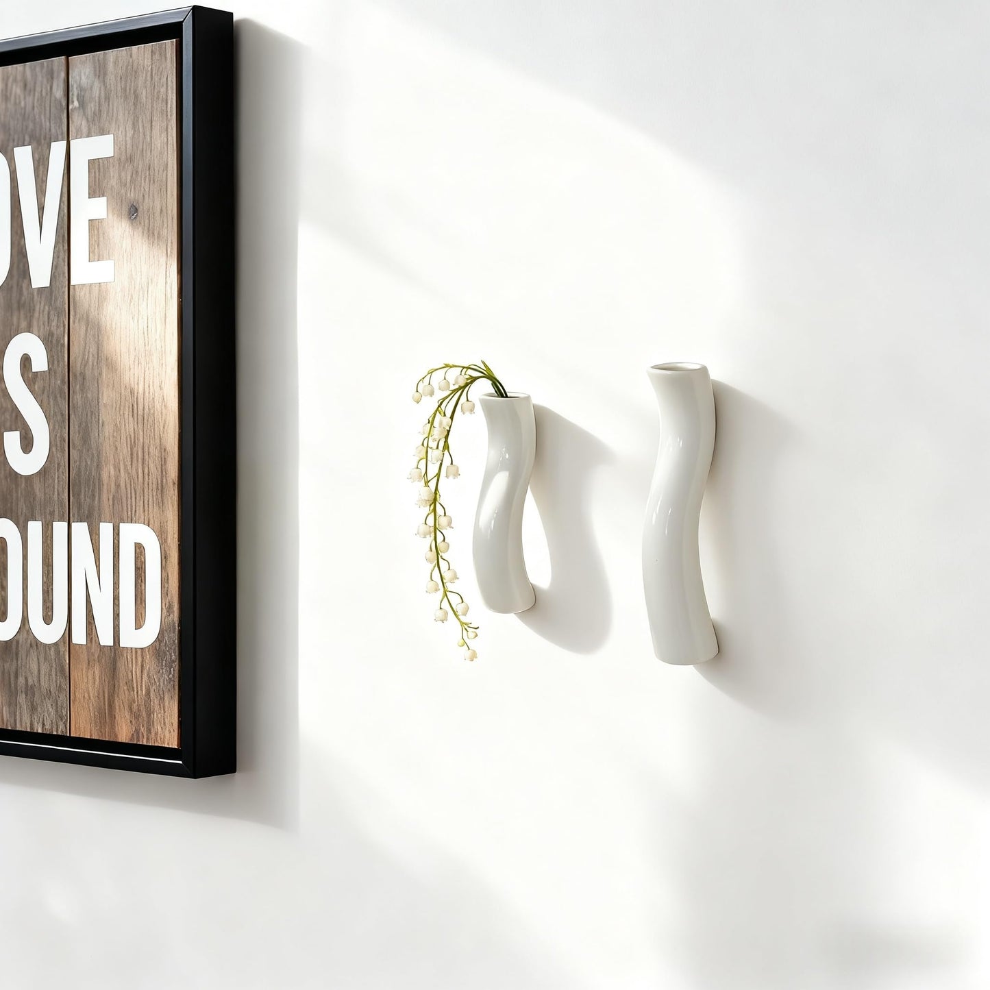 GDSZJLJ Set of 2 Wall Ceramic Vase, White Matte Hanging Wall Vase, Modern Minimalist Ceramic Vases for Dried or Fresh Flowers, Easy Mount Decor for Living Room & Entryway