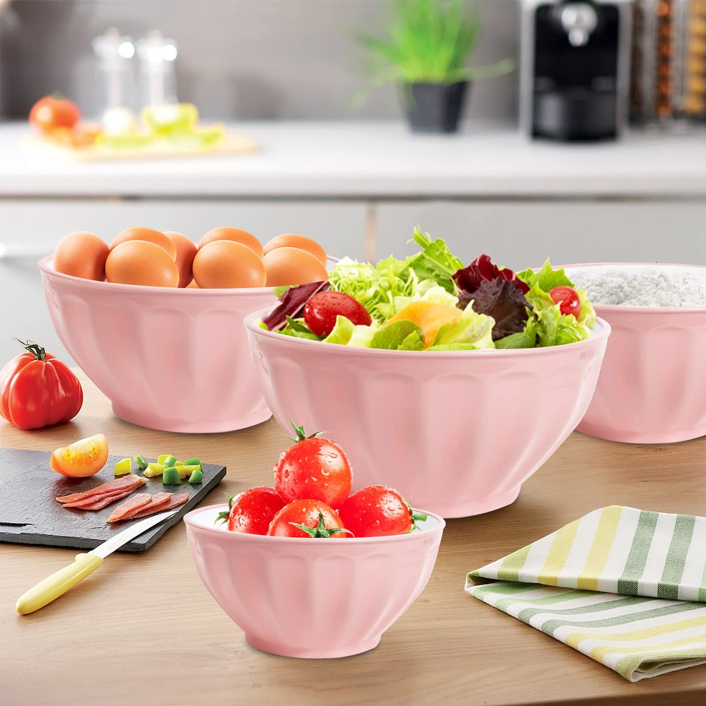 JCXivan Mixing Bowls with Lids Set,4 Piece Large Plastic Nesting Bowls,Includes 4 Microwave safe Mixing Bowl and An Egg Whisk for Kitchen Prepping,Baking,Cooking Food, Pink
