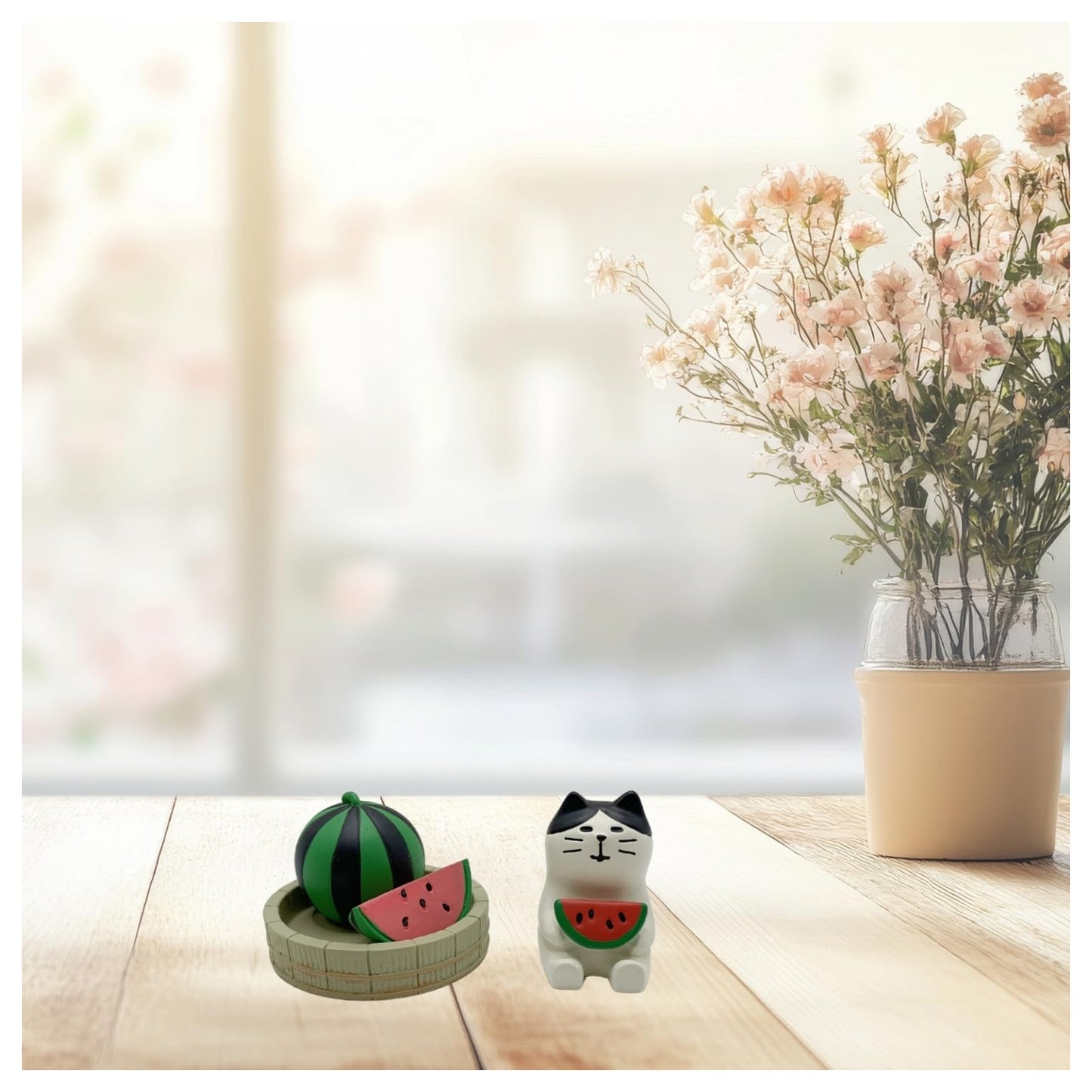 ZNWSRY Miniature Cat Figurines - Cute Watermelon Cat Sculpture for Shelf, Desk Decoration - Funny Desk Accessories - Perfect Cute Cat Gift for Cat Lovers