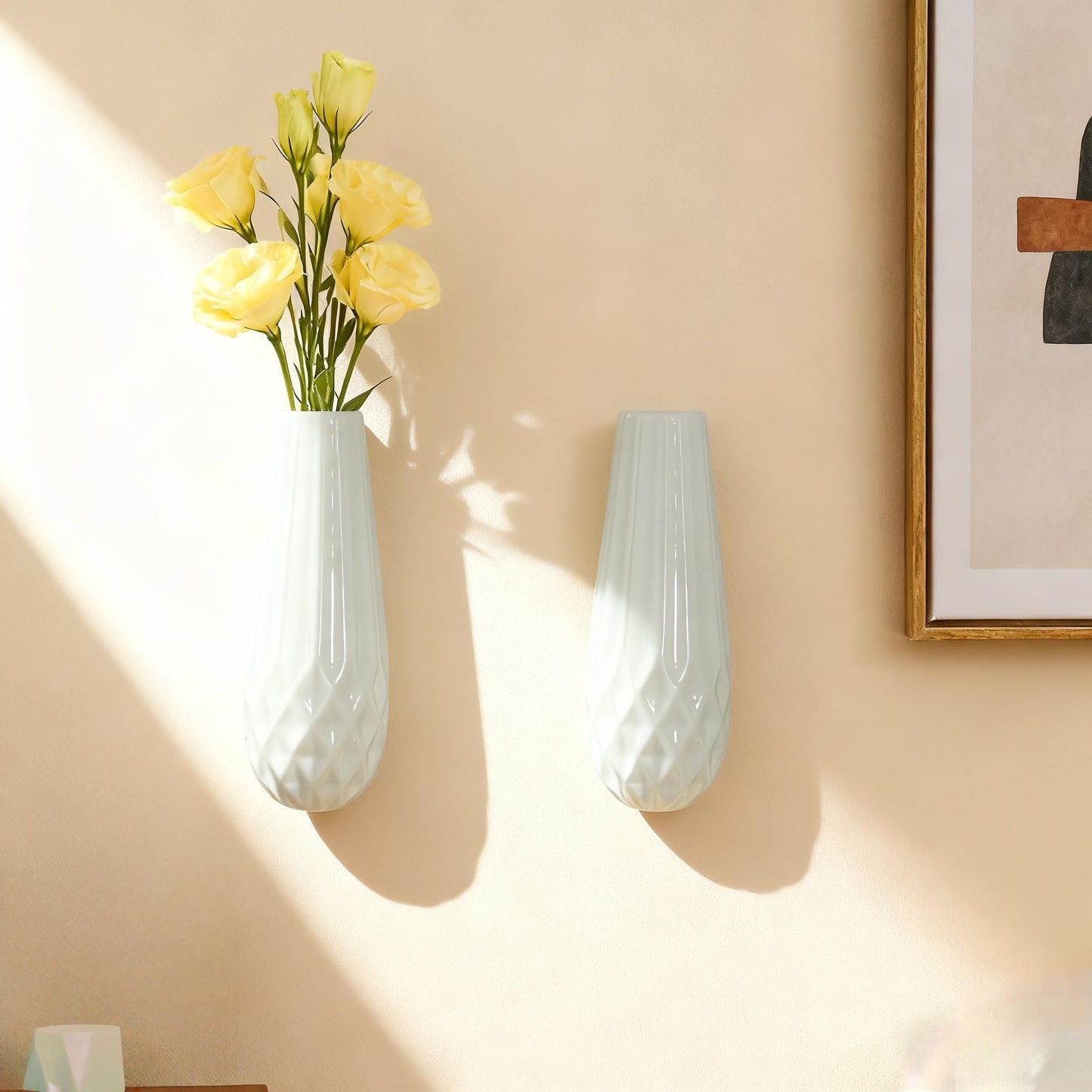 2 Pack GDSZJLJ Artistic Wall Ceramic Vase, White Hanging Vase That Turns Flowers Into Wall Art, Decorative Ceramic Sconce Vase