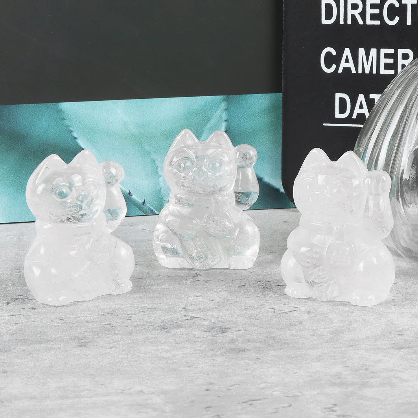Artistone Clear Quartz Crystal Maneki Neko Money Feng Shui Fortune Lucky Cat Collectible Figurine Gemstone Sculpture for Attract Wealth Good Luck Home&Shop Decorations