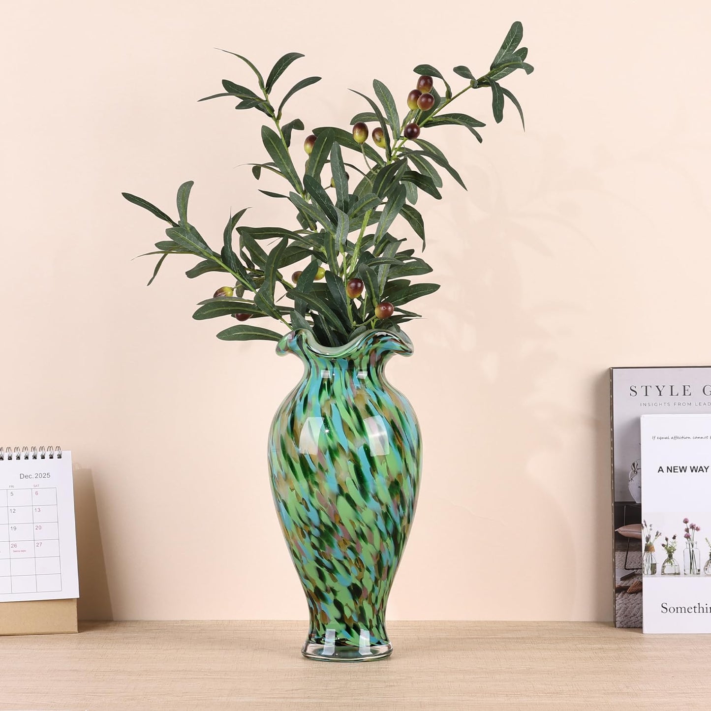 Hand-Blown Decorative Green Glass vase, Unique Green Glass vase, Modern Art Home Decor, Perfect as a Centerpiece for Living Room Dining Tables, Display on TV cabinets, or Wedding Floral Arrangements.
