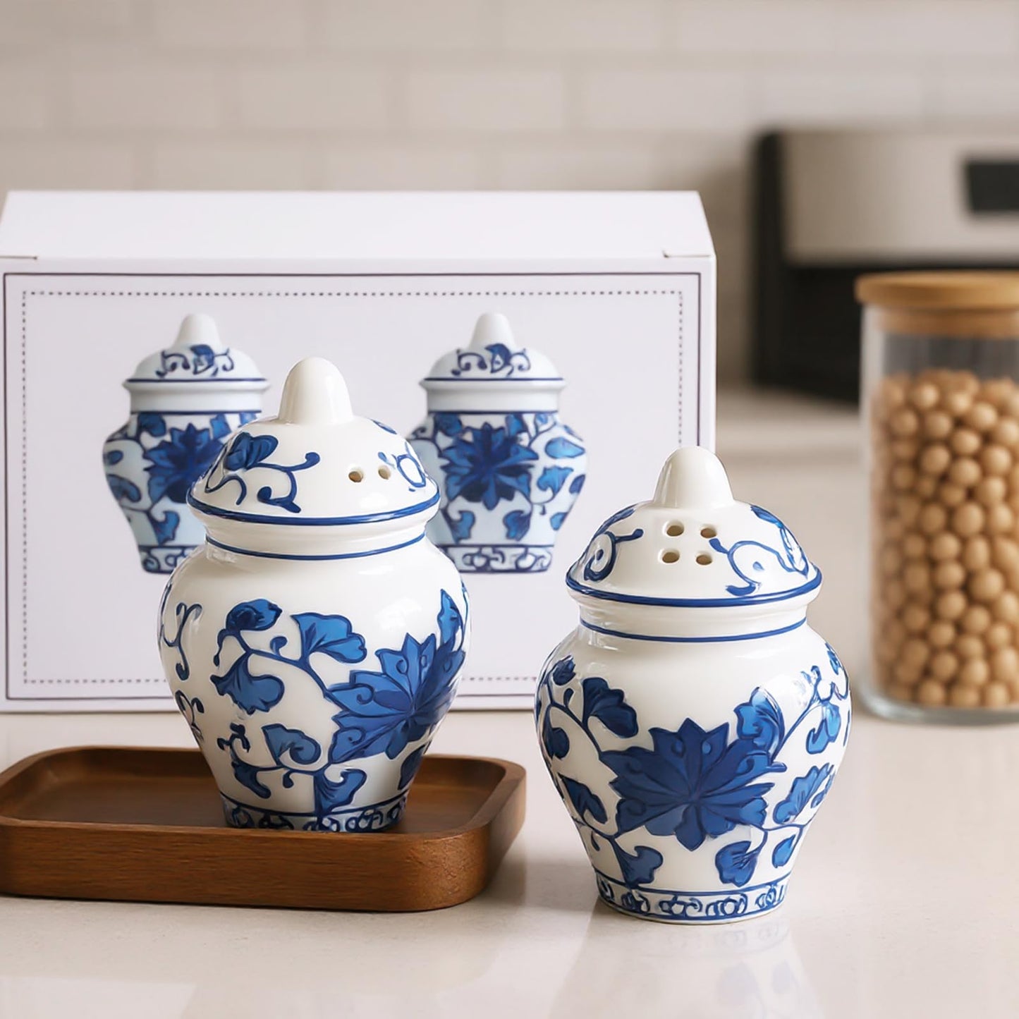 Honeydak 2 Pcs Chinoiserie Mini Ginger Jar Salt and Pepper Shakers Set in Gift Box Ceramic Jar Design, Elegant Blue & White Porcelain Spice Containers for Dining Table