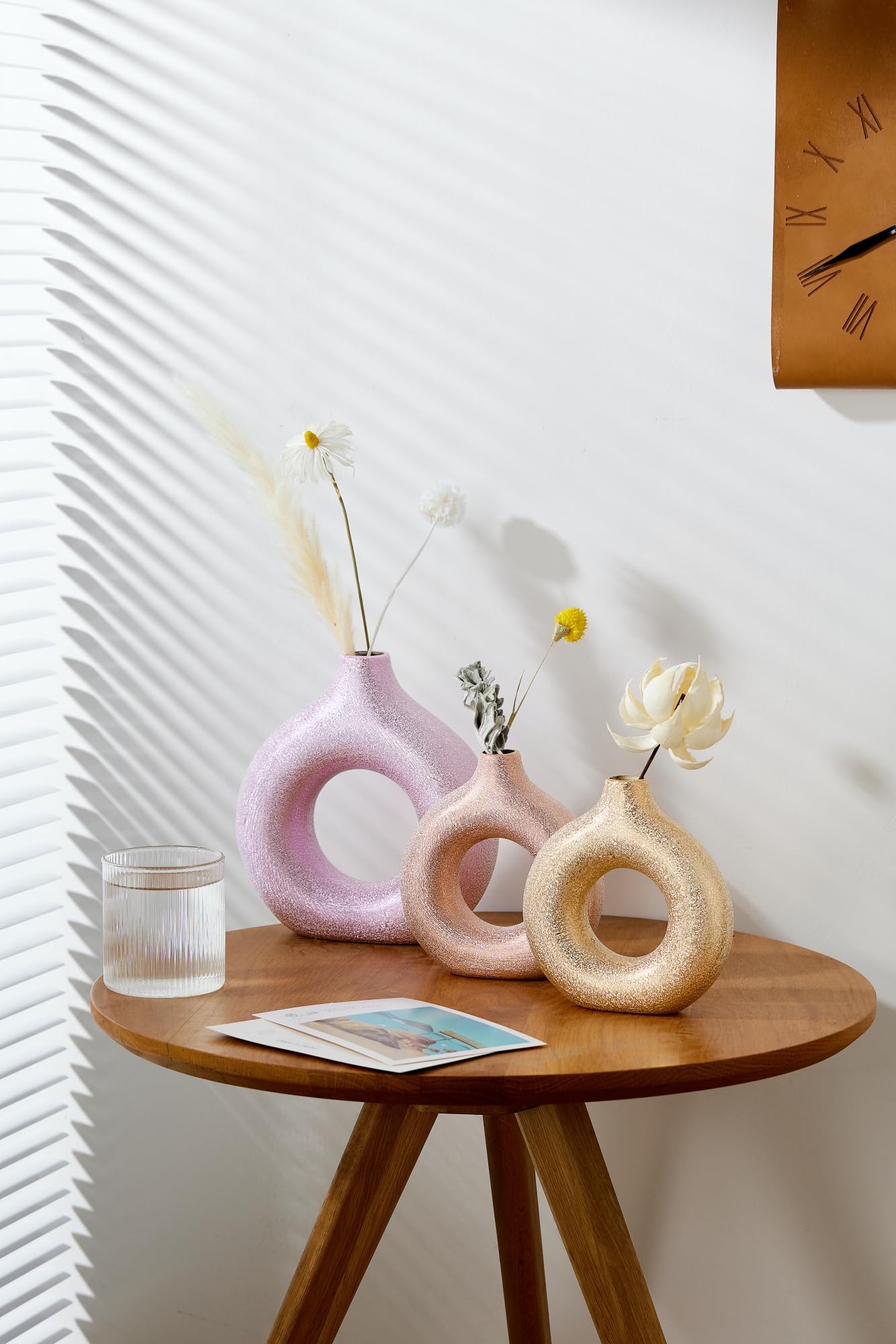 Modern Donut-Shaped Decorative Vases, Handmade Minimalist Boho ins Style, Modern Vase for Home Decor for Wedding Dinner Table Party Living Room Office Bedroom (Purple-Gold, Large + Small)