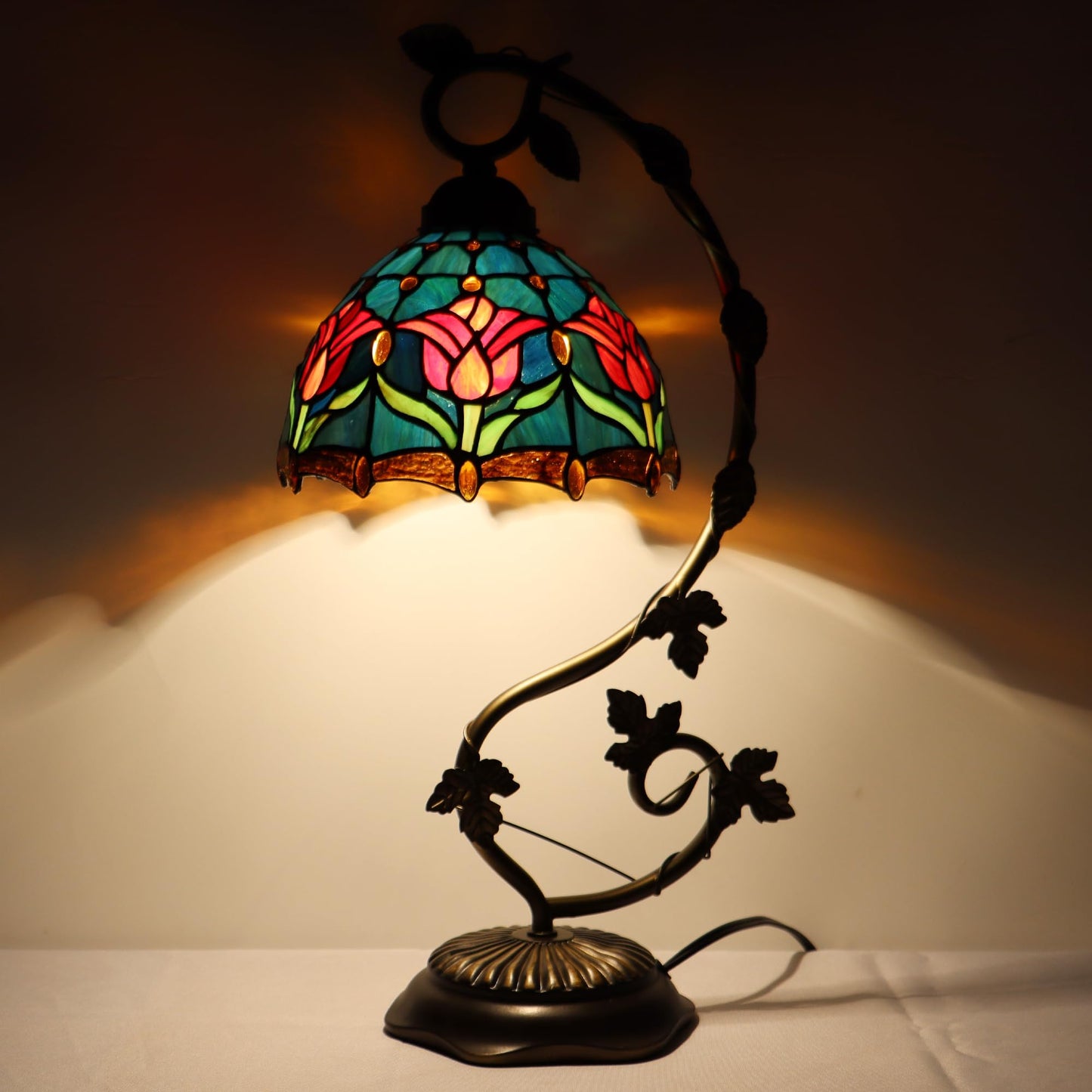 LXHCYOU Tiffany Table Lamp, Stained Glass Desk Light, 8X10X21 Inches, Metal Leaf Base (Tulip Style)