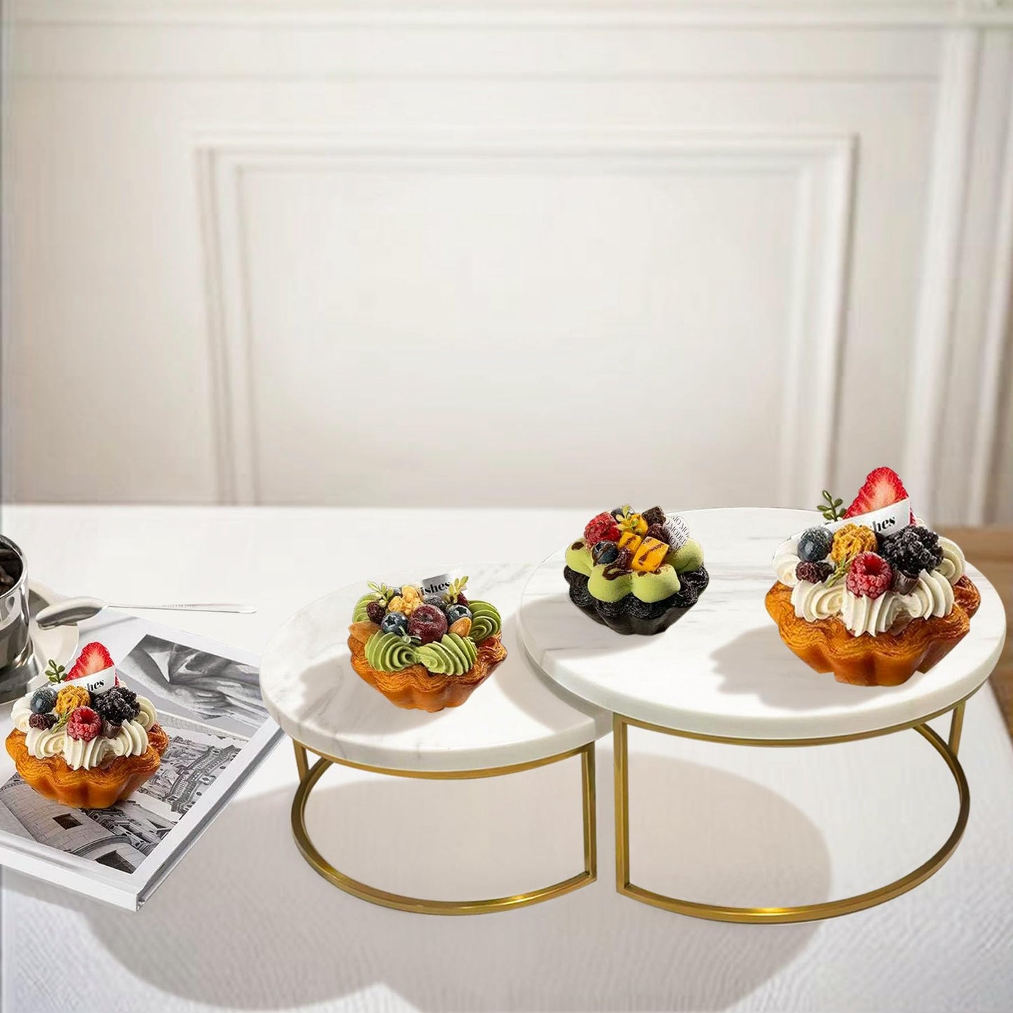 GDAOHELRS 2-Piece Round Marble Cake Stand Set - 9.5 and 7.9 Inch Marble & Gold Dessert Display for Wedding, Party Decor