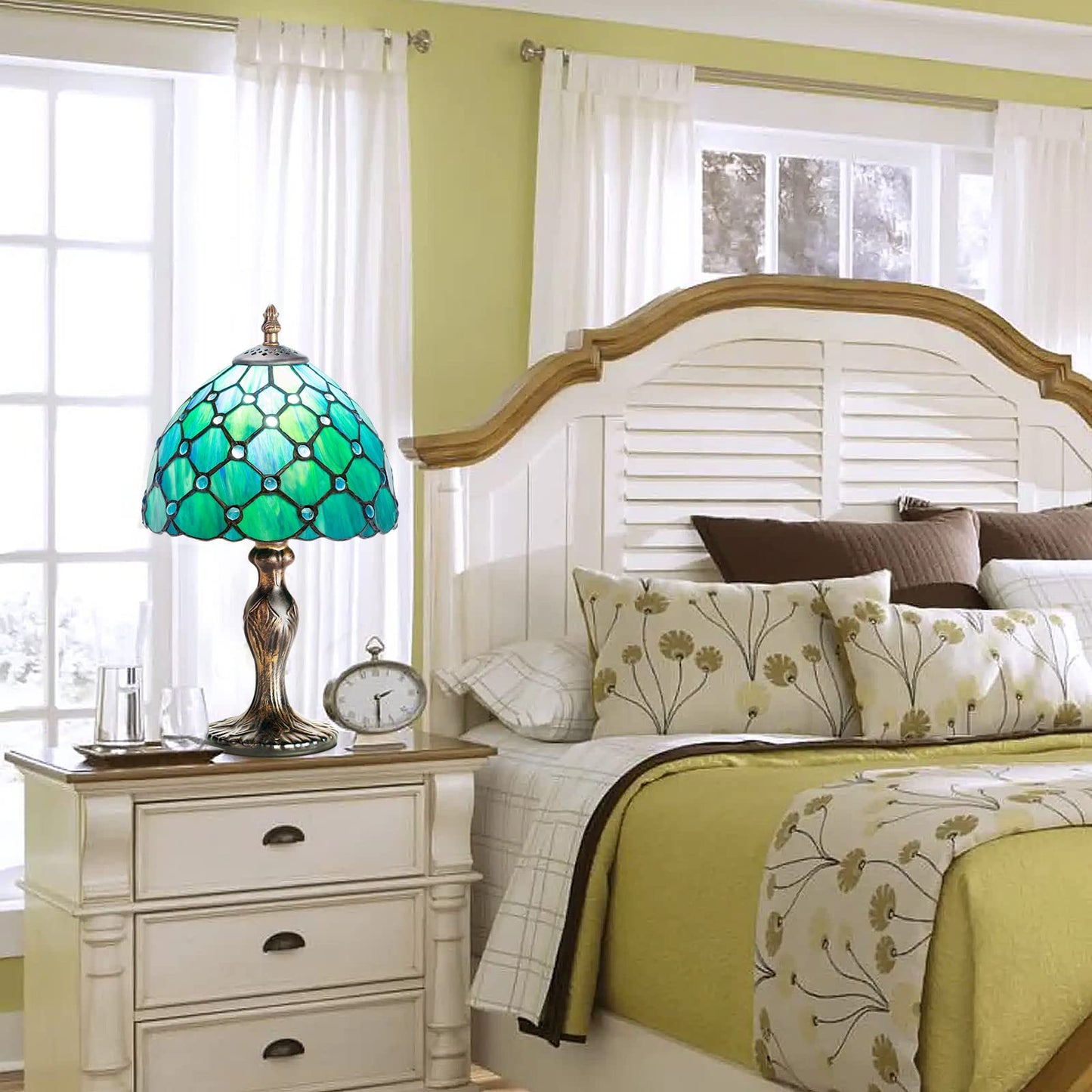 MIAOKE Stained Glass Table Lamp,Stained Glass Crystal Bead Style Table Light, Handmade Desk Bedside Night Light, Antique Art Craft Gifts Lover Living Room Bedroom Bookcase (Green Pearl)