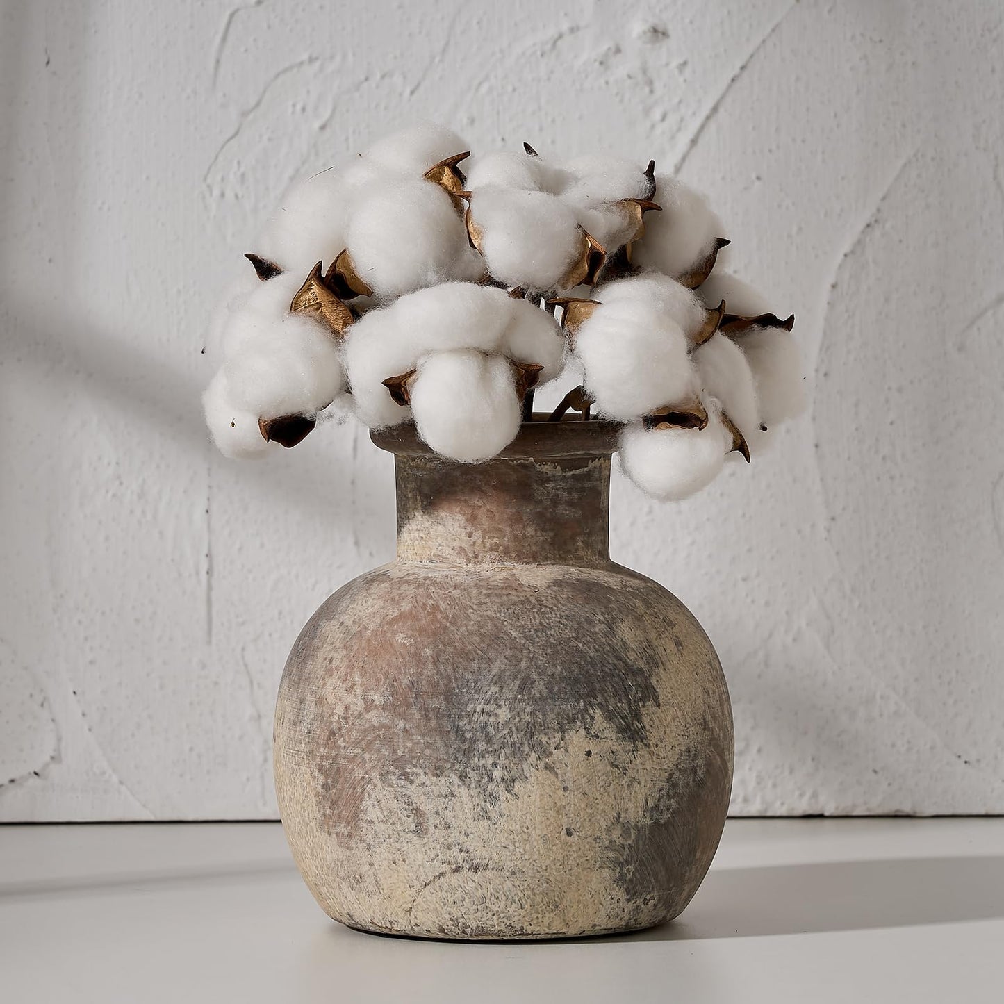 SIDUCAL Ceramic Rustic Farmhouse Vase | 6 Inch Pottery Decorative Flower for Home Decor | Boho Vase | Terracotta for Table, Living Room, Bathroom Decoration, Shelf Decor, Mantel