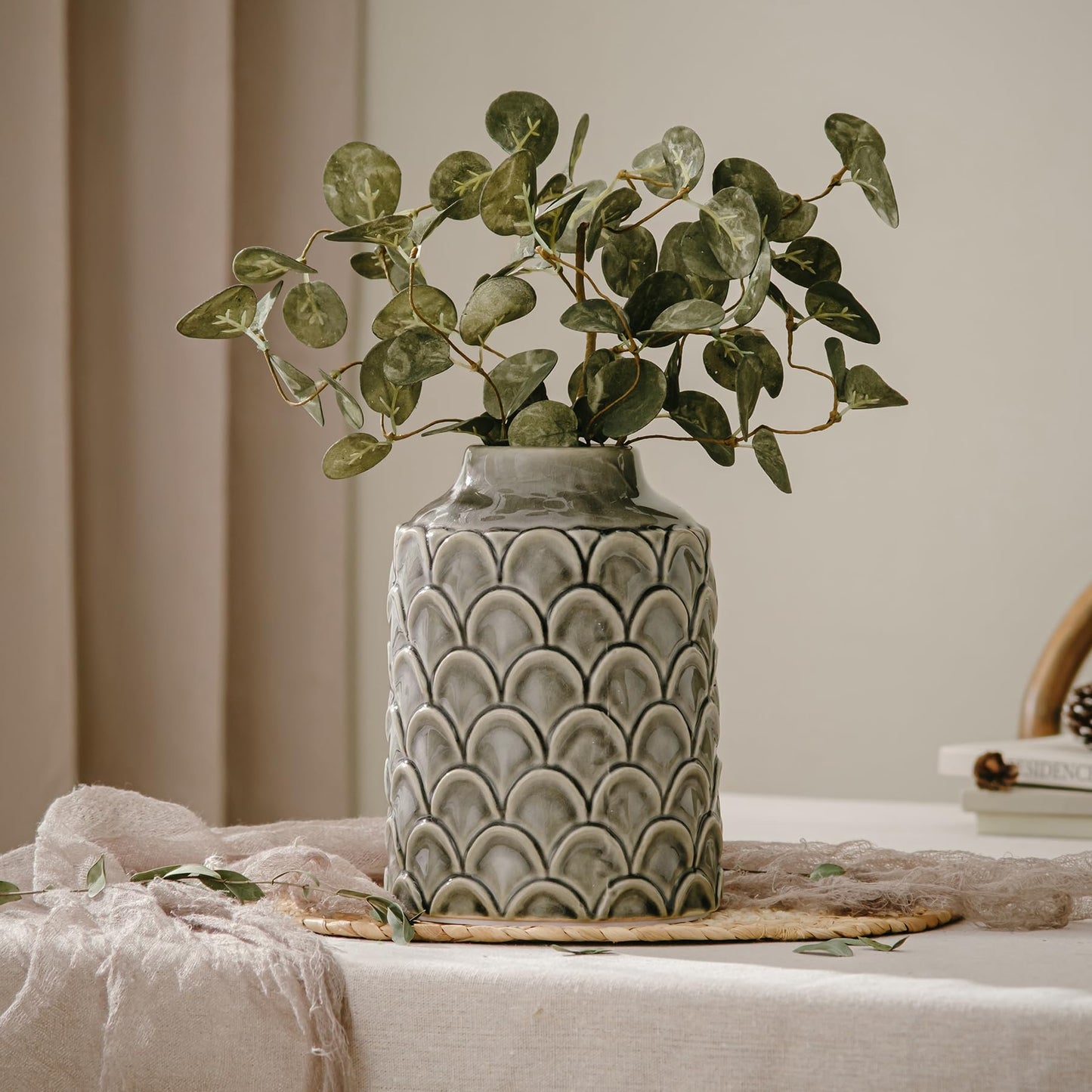 Ceramic Flower Vase, 7.28” Rustic Farmhouse Decorative Vase for Home Decor, Gray Textured Pottery Vase for Pampas Grass, Living Room, Entryway, Mantel, Kitchen Table, Centerpiece