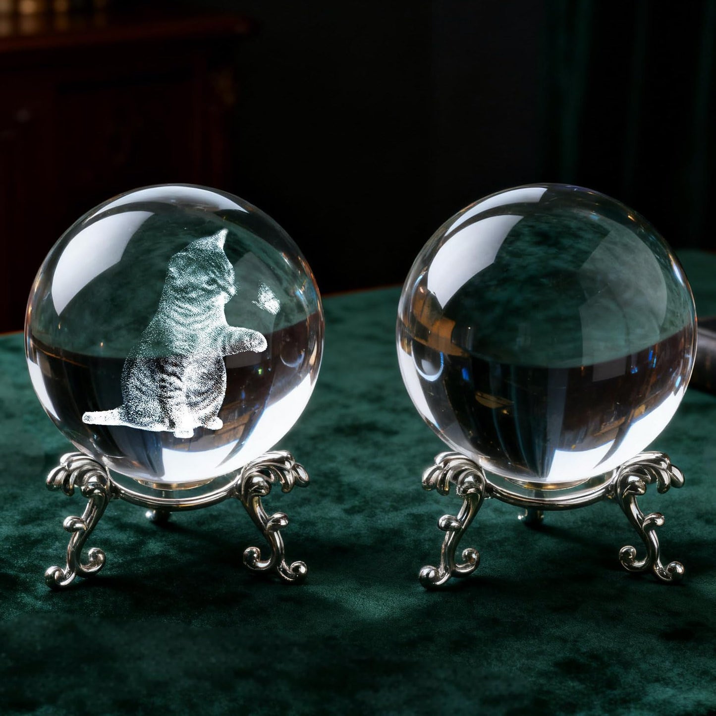 vskikris 2-Piece 3D Laser Cat Crystal Ball Paperweight with Silver Stand