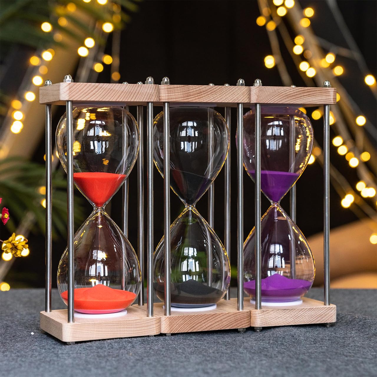 Large 60 Minute Hourglass, with Transparent Glass & Natural Oak Wood Base, Modern Minimalist Office Home Desktop Decor (Red)