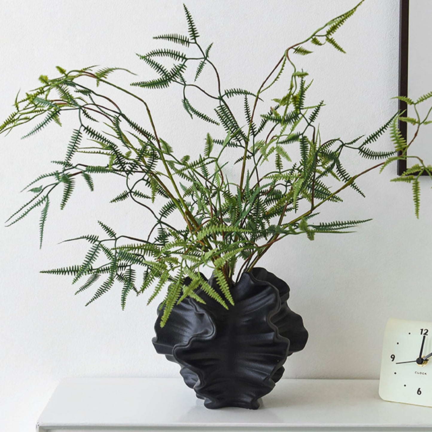 Modern Art Ceramic Coral Flower Vase Home and Office Decoration Sculpture Work Bohemian Decoration Coffee Table Office Bookshelf Living Room Decor (Black)