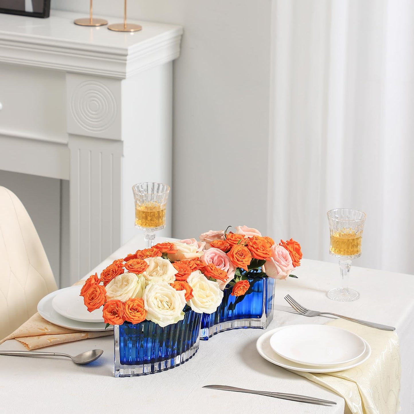 MCMCNCUIU Crystal Vases for Centerpieces, Flower Vases for Wedding Centerpieces, Blue Glass Vase for Flowers, Curve Small Vase for Living Room, Bedroom, Kitchen, Dining Table, Set of 2