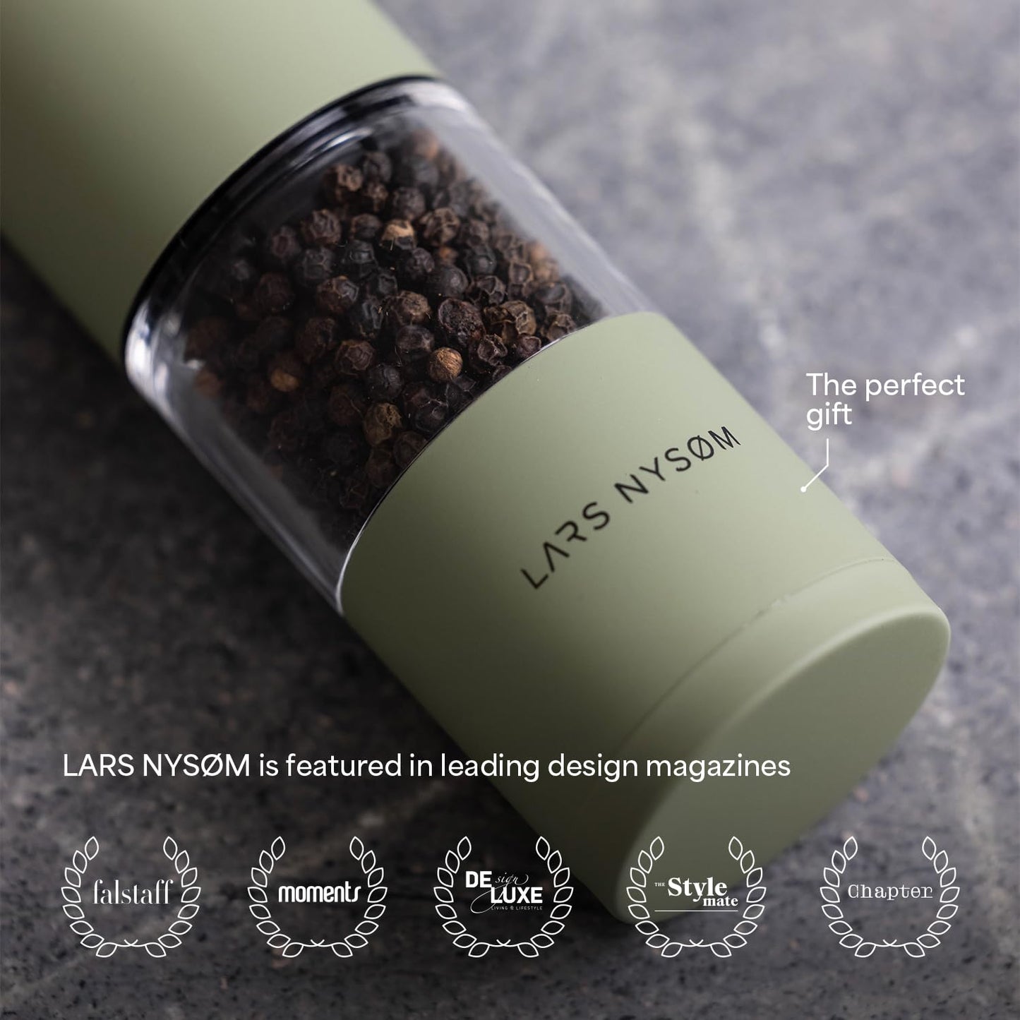 LARS NYSØM Salt and Pepper Grinder Set, Manual Salt and Pepper Mills with Adjustable Ceramic Grinder, Design Spice Shaker Set (Sage Green)