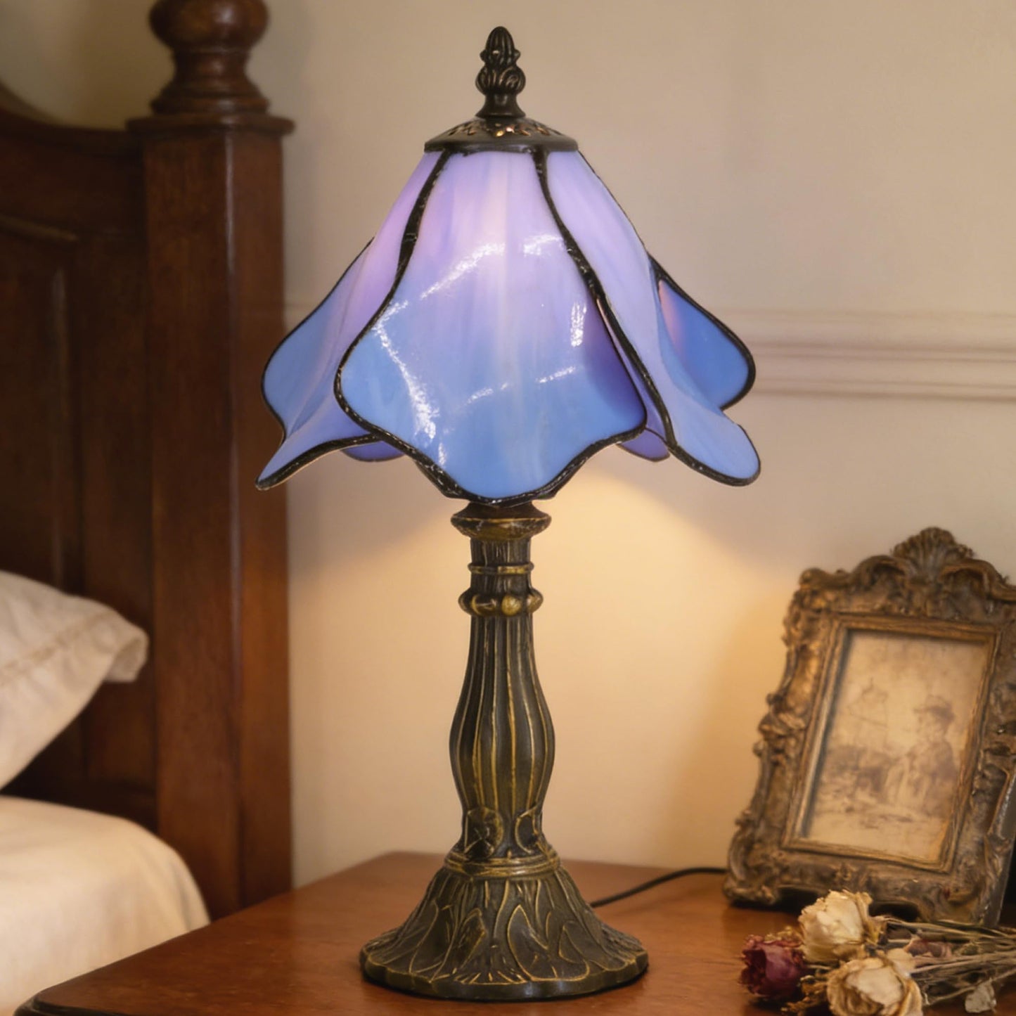 WFAYNTIFL Small Tiffany Table Lamp Blue Morning Glory Style W8H14.5 Inch