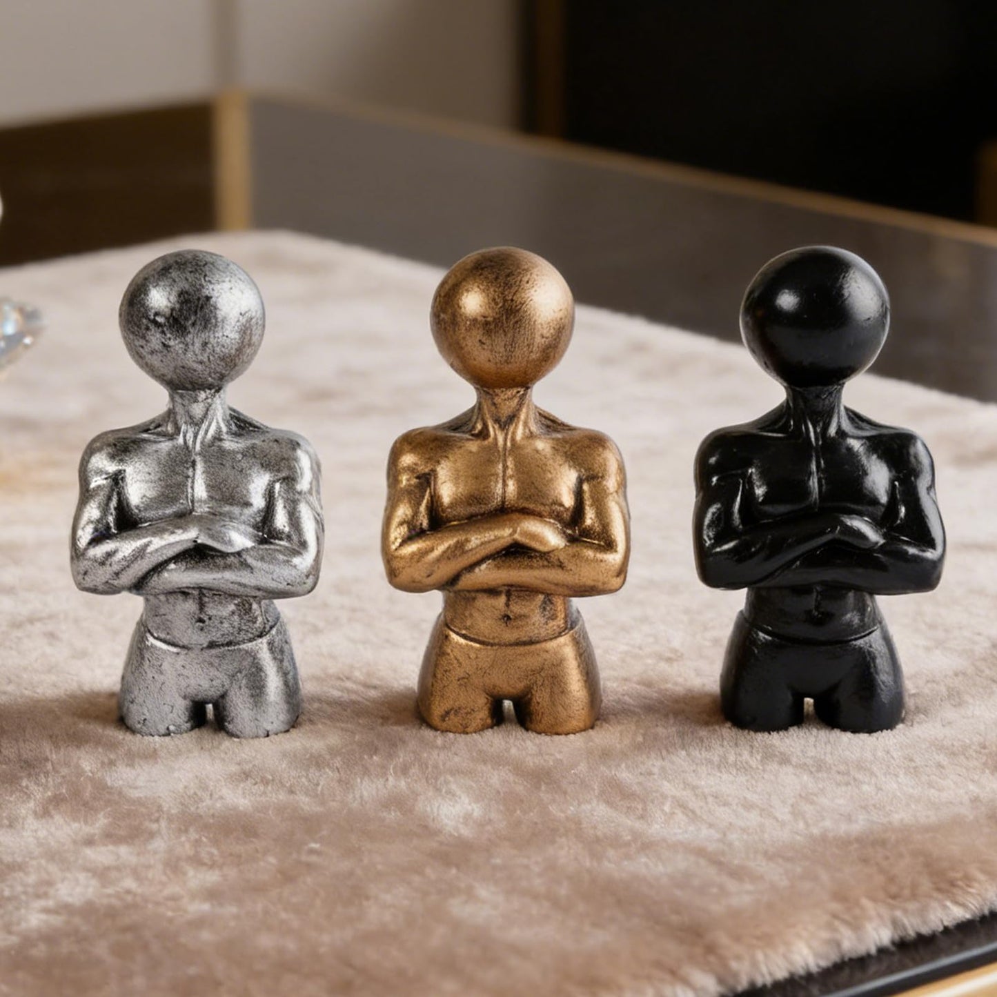 Brizoria Sculptures Unique Home Decor Abstract Male Bust Statue Crossed Arms Resin Tabletop Shelf Accent in Silver Bronze Black for Office Living Room Home Gym, Gold