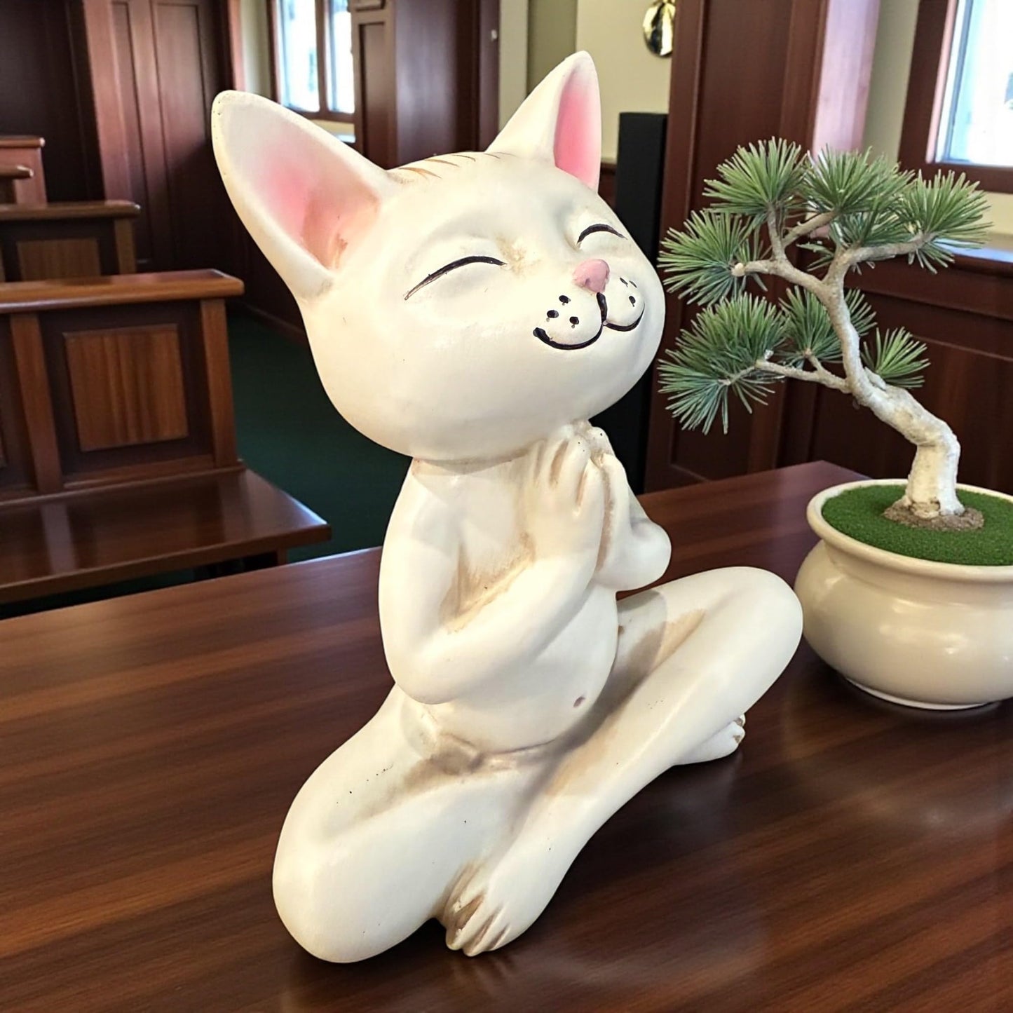 Top Brass Yoga Cat Figurine Statue – Meditating Praying Cat Desk Decor – Zen Home & Office Accent – Cute Resin Cat Sculpture for Shelf, Table or Gift – 5 Inch Mindful Cat Decor