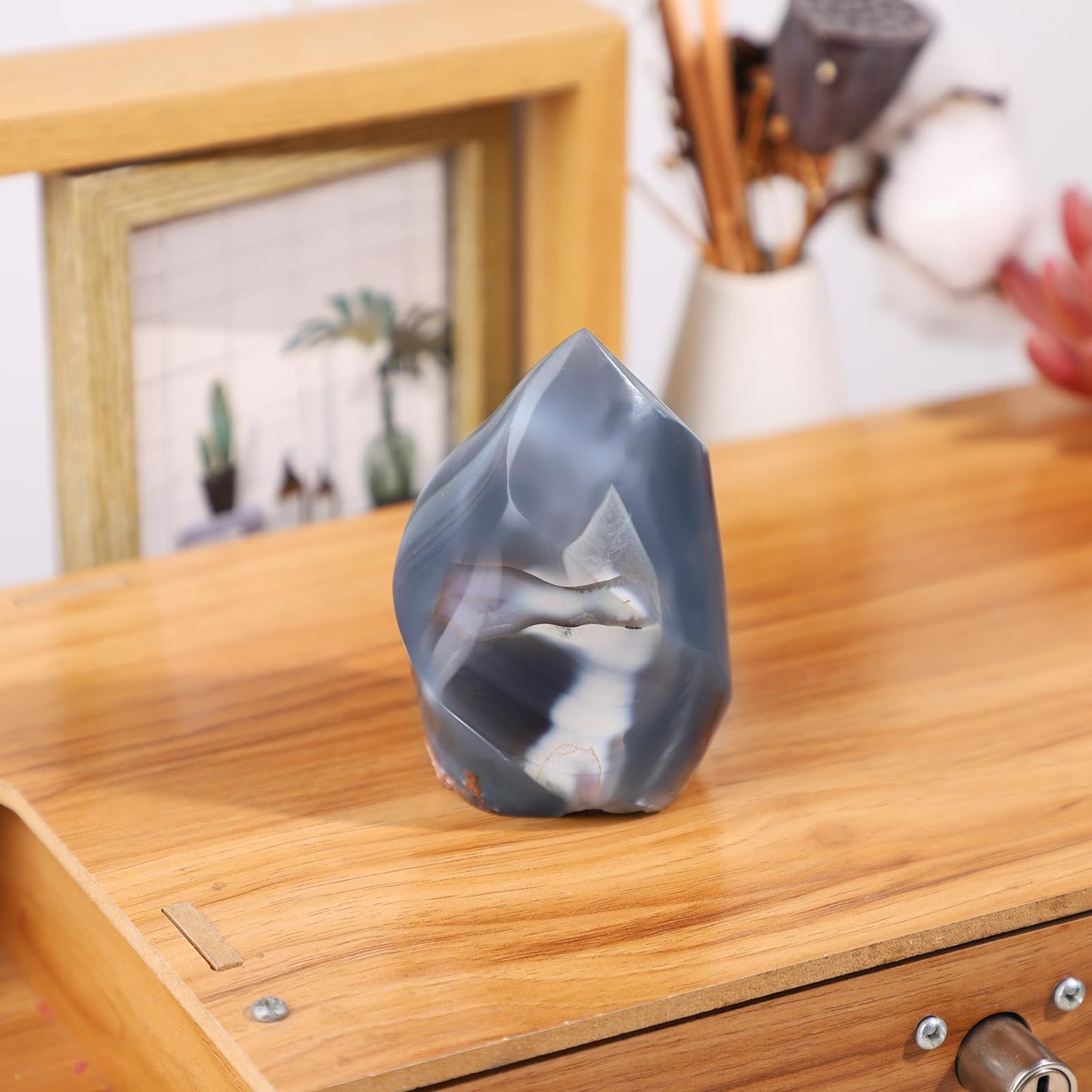 SUNYIK Natural Orca Agate Flame Shaped Tower, Reiki Healing Crystal Obelisk Torch Collectible Rock for Positive Energy Home Office Decoration, 300-400g