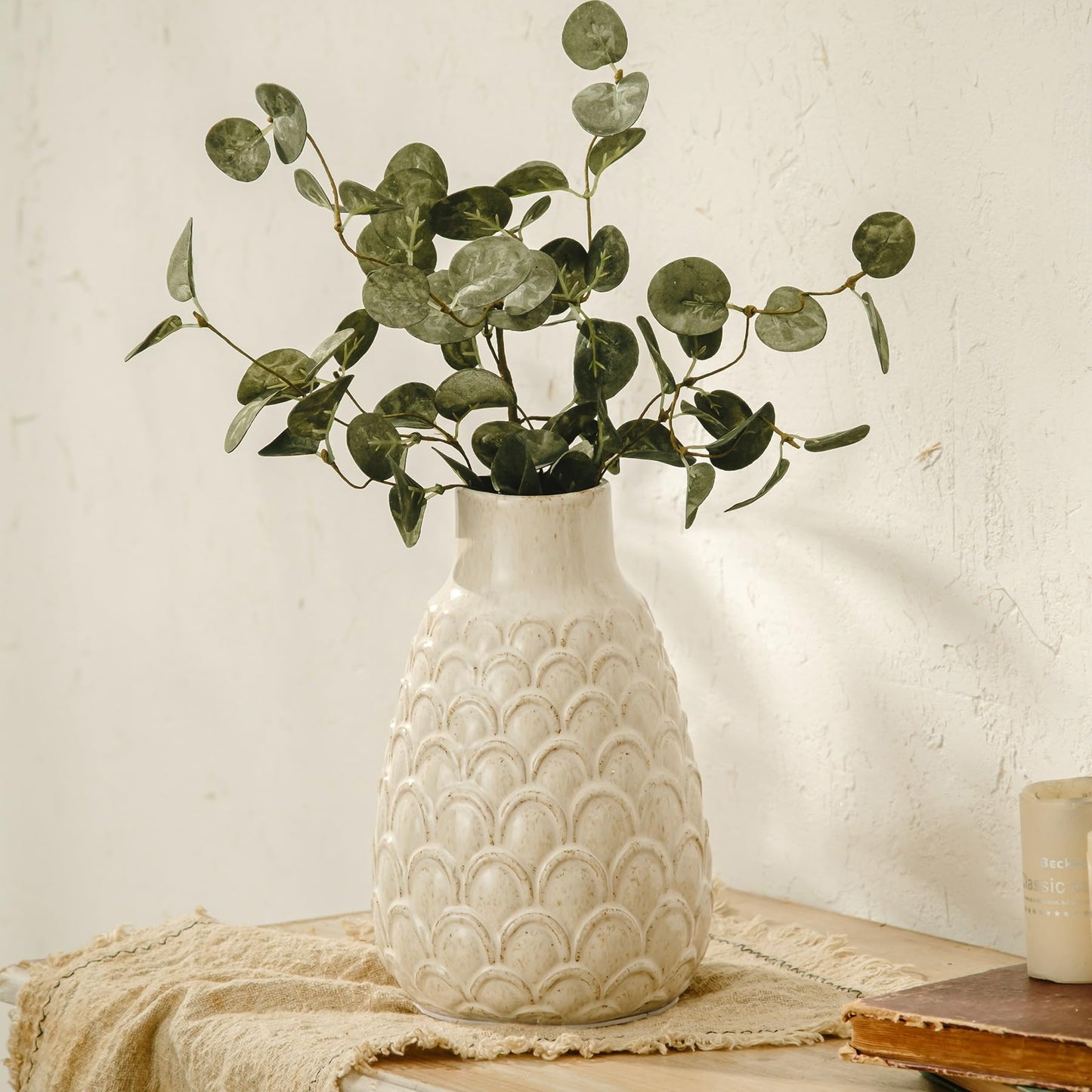 Ceramic Flower Vase, 9.06” Rustic Farmhouse Decorative Vase for Home Decor, Beige Textured Pottery Vase for Pampas Grass, Living Room, Entryway, Mantel, Kitchen Table, Centerpiece