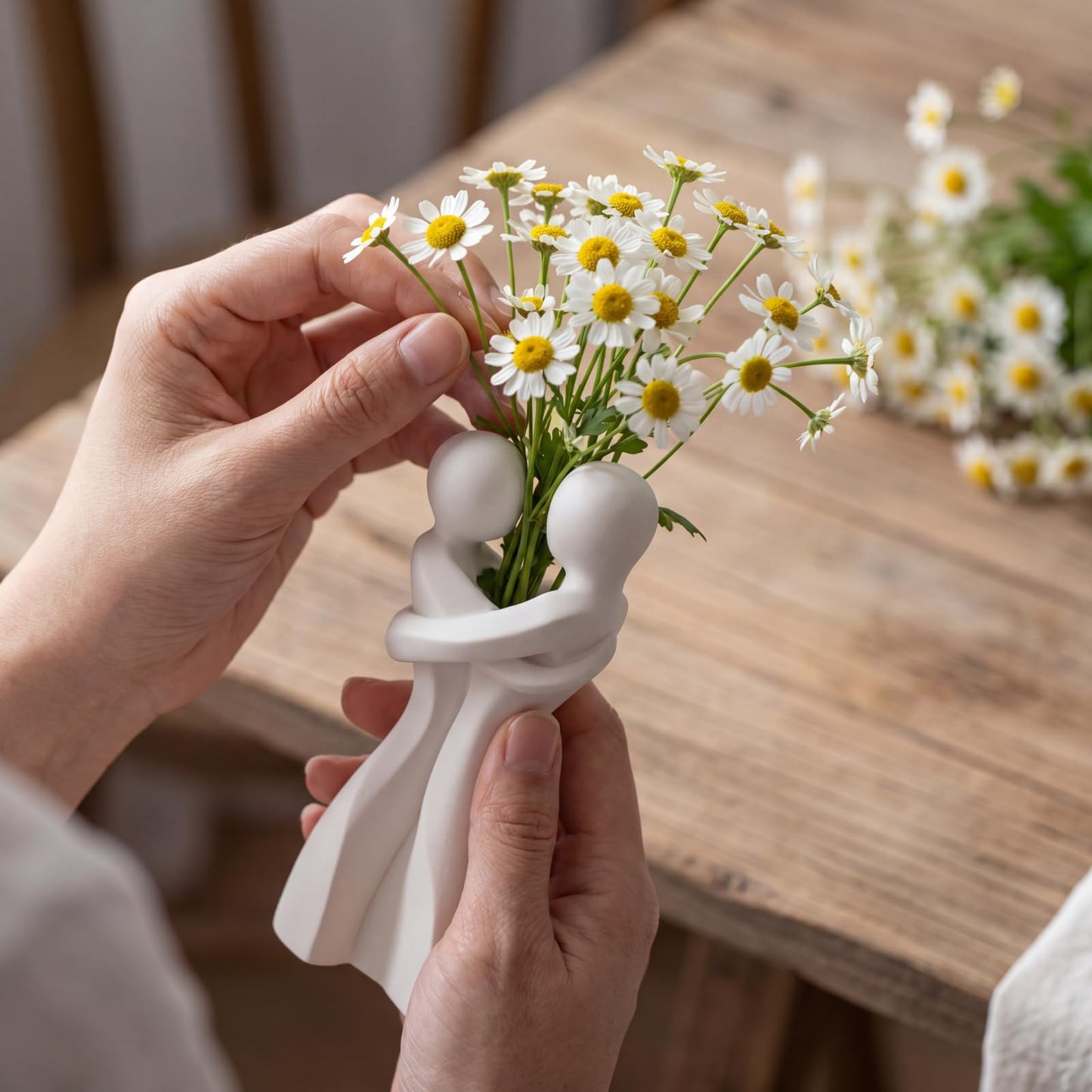 Thenshop 8 Inch Ceramic Unique Flower Vase Modern Loving Embrace Vase Abstract Modern Art for Flower White Cute Table Centerpiece for Home Office Bedroom Wedding Decoration
