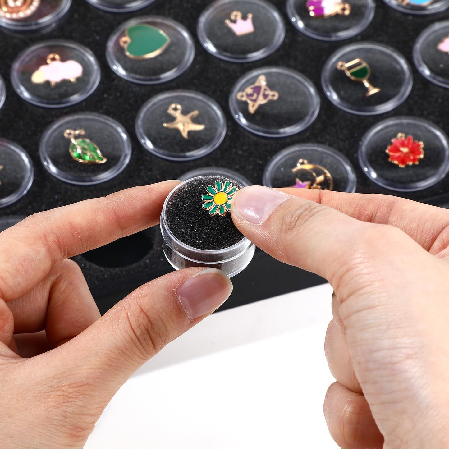 Geelin 3 Pcs Gem Display 150 Case Gem Jars Small Size 14.7" x 8.1" x 0.98" Black Tray Foam Sheet Gemstones Storage Jars with Lids Insert Trays for Collectibles Jewelry Coins and Gemstone Storage