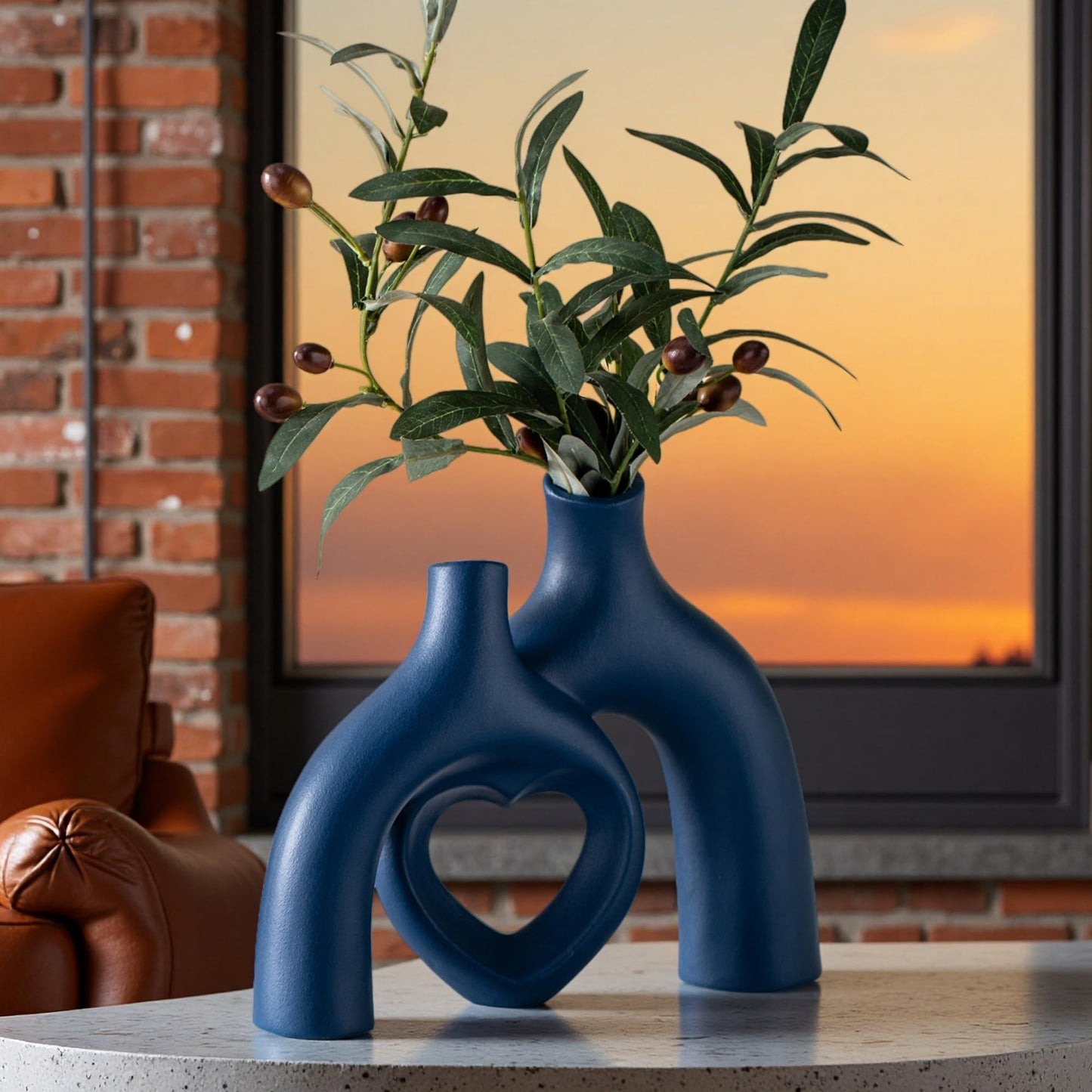 Liotww Snuggle Hollow Decorative Ceramic Vase, 8.3 Inch Hug Donut Modern Nordic Boho Style Vases for Aesthetic Home Decor, Anthropologie Living Room Shelf Coffee Table Décor (Navy Blue)