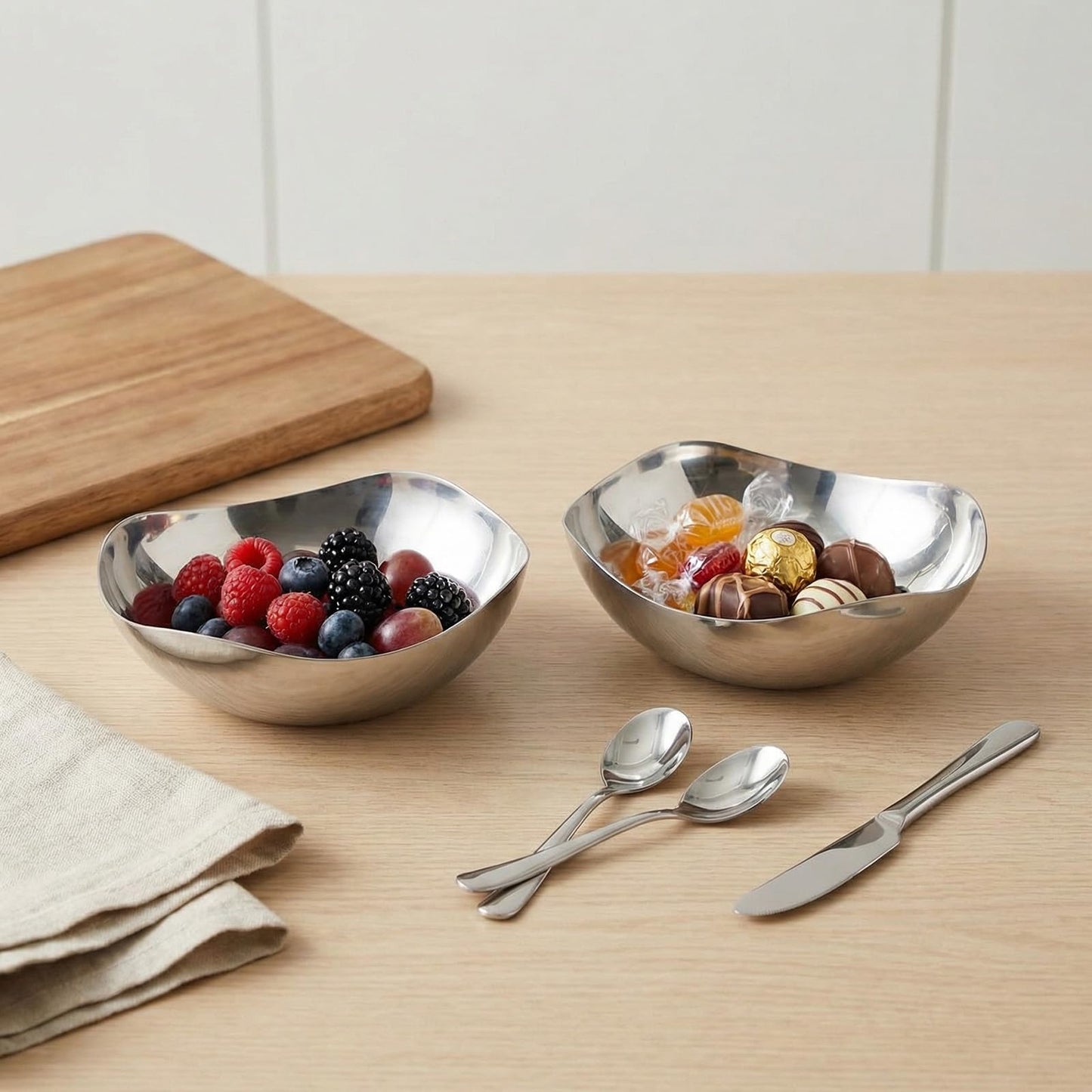 Yiyiring 2 Pcs Large Silver Candy Bowl Stainless Steel Decorative Bowl 8 Inches Candy Dish for Office Entryway Desk Key Tray Table Silver Tray Mirror Polished