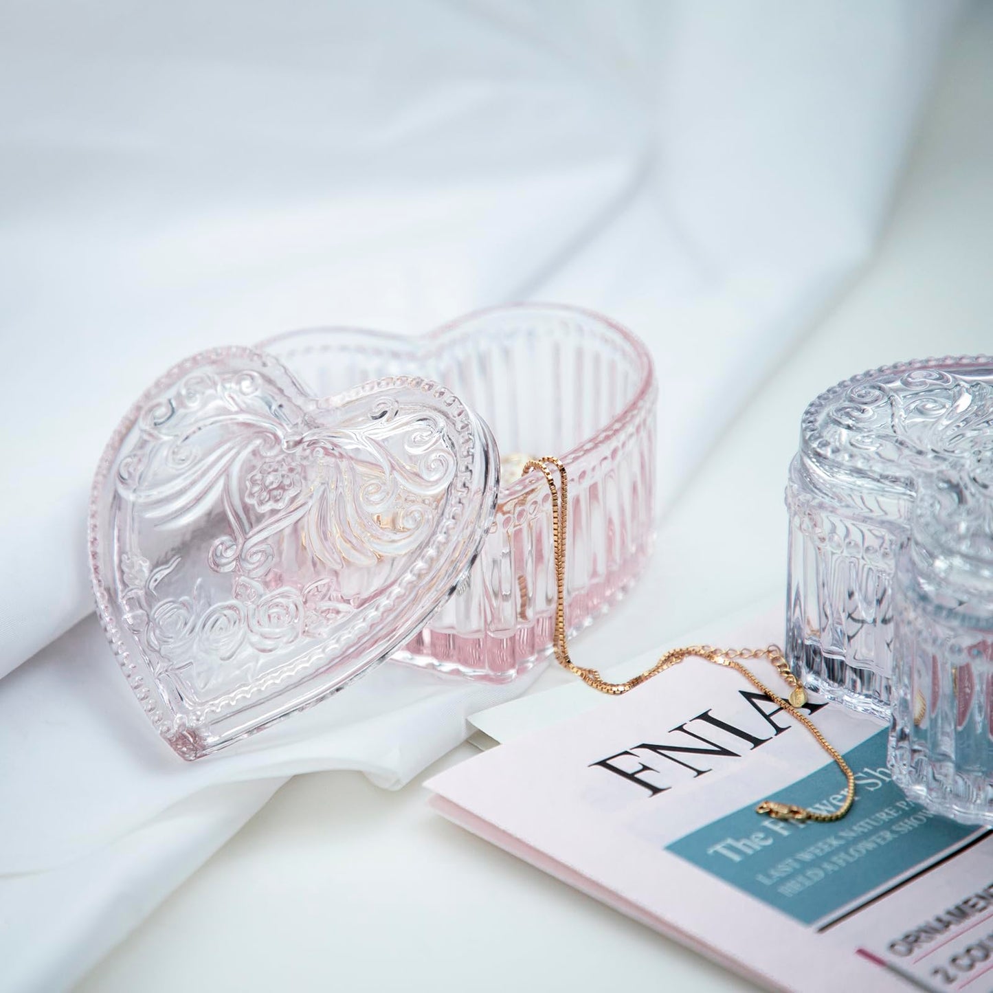 Gaolinci Crystal Glass Heart-Shaped Storage Box Embossed Jewelry Box Candy Box with Lid