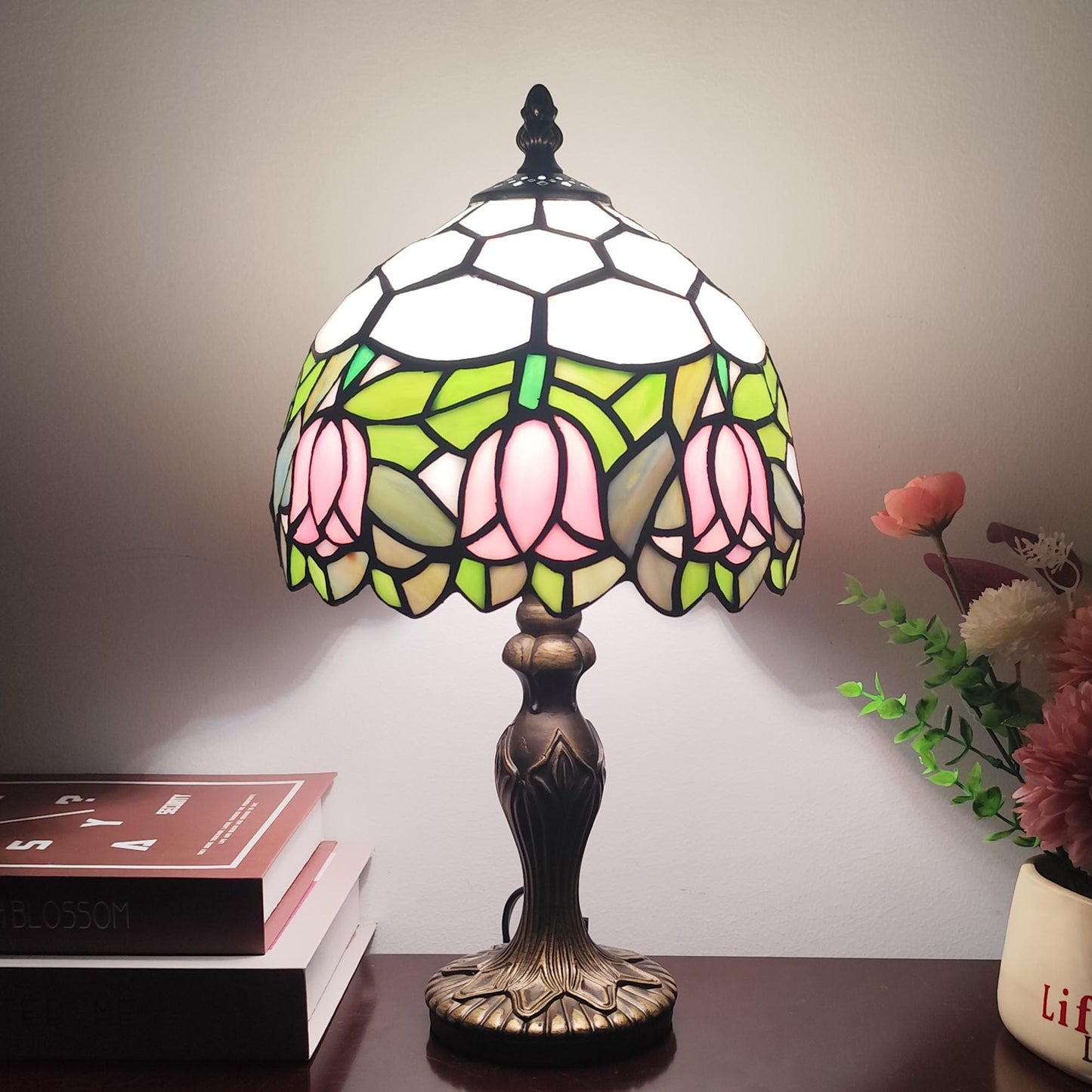 XPHMXP Tiffany Table Lamp Small Stained Glass Desk Lamp Vintage Bedside Lamp Included 3 Way LED Bulb for Home Living Room Nightstand Bedroom Office (Pink Tulip)