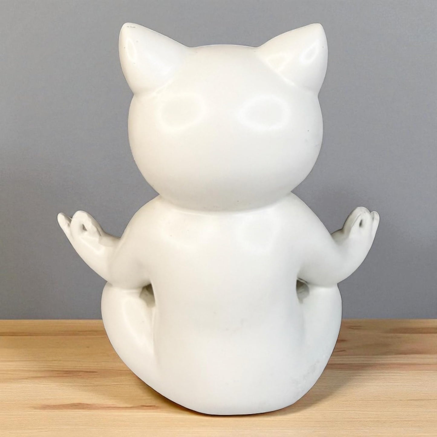 Top Brass Yoga Cat Figurine – Playful White Resin Zen Kitty Statue for Home Meditation Décor, Fun Gift for Pet Lovers & Yogis
