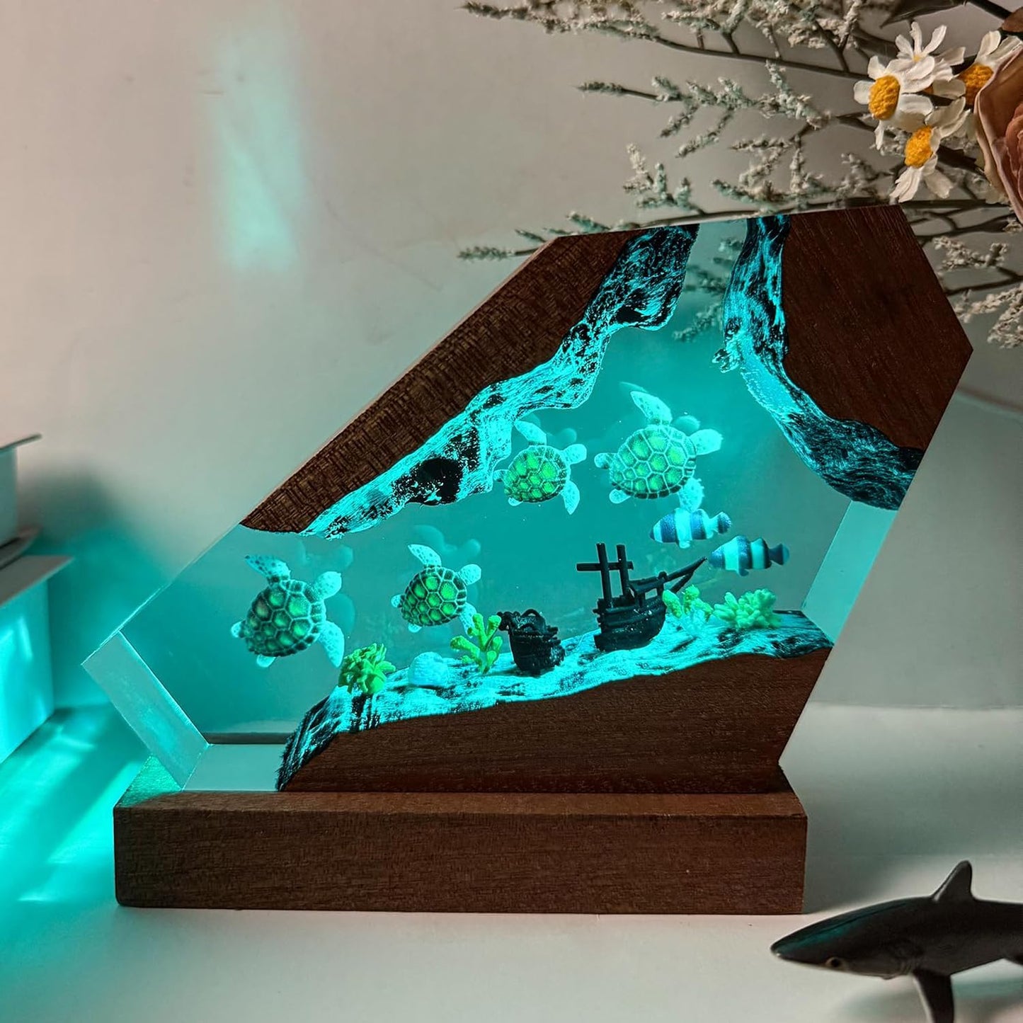 Sea Turtle Ocean Resin Lamp, Handmade Resin Night Light for Home Decor