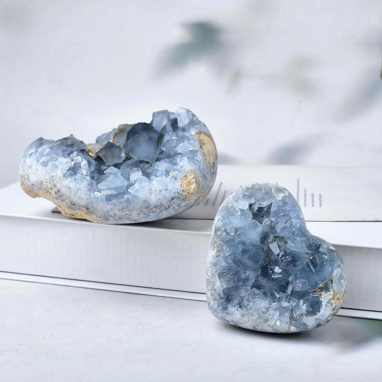 FZBHRO Extra Large Blue Celestite Geode Heart Healing Crystal Stone Collection Mineral Specimen with Stand Home Office Decor 0.4-0.6 Pound