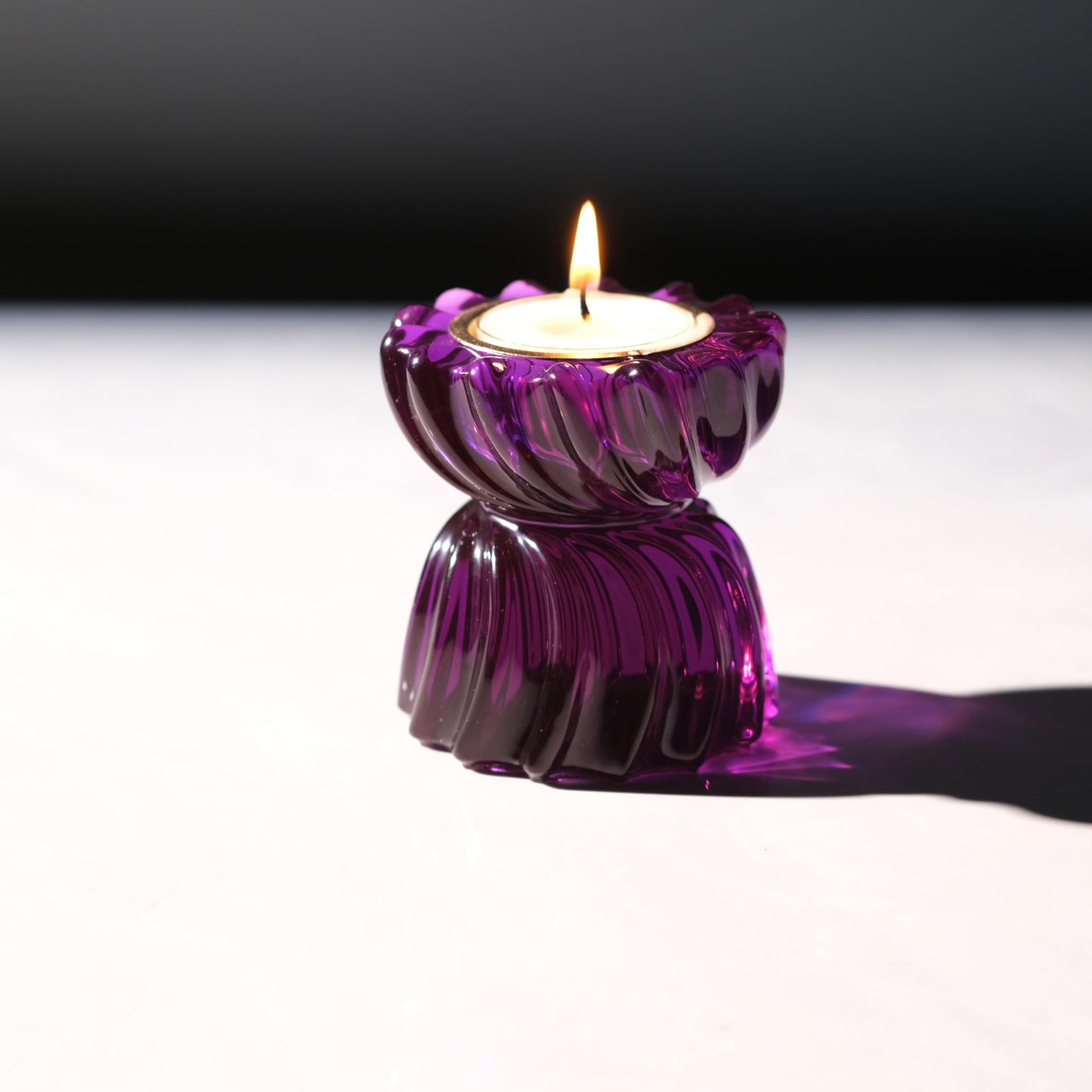 ICNBUYS Twizzle Twist Tealight Holder, Decorative Tealight Candle Holder for Table Display, Romantic Decoration, Unique Home Décor Aesthetic, Housewarming Gift, Spiral Sculpture Diwali Tea Light Stand