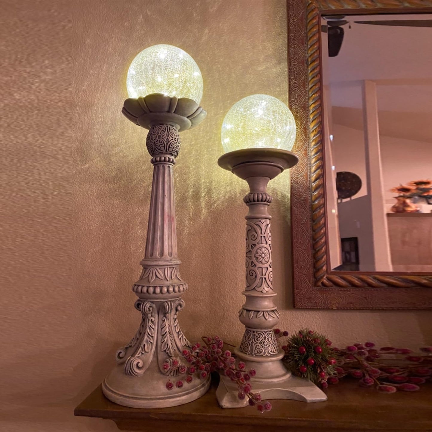 6 Inches Crackle Globe LED Lamp Battery Operated, Gold Mercury Crackled Glass Ball Light with Bottom Switch for Festival Christmas Decoration, Home Living Room Indoor