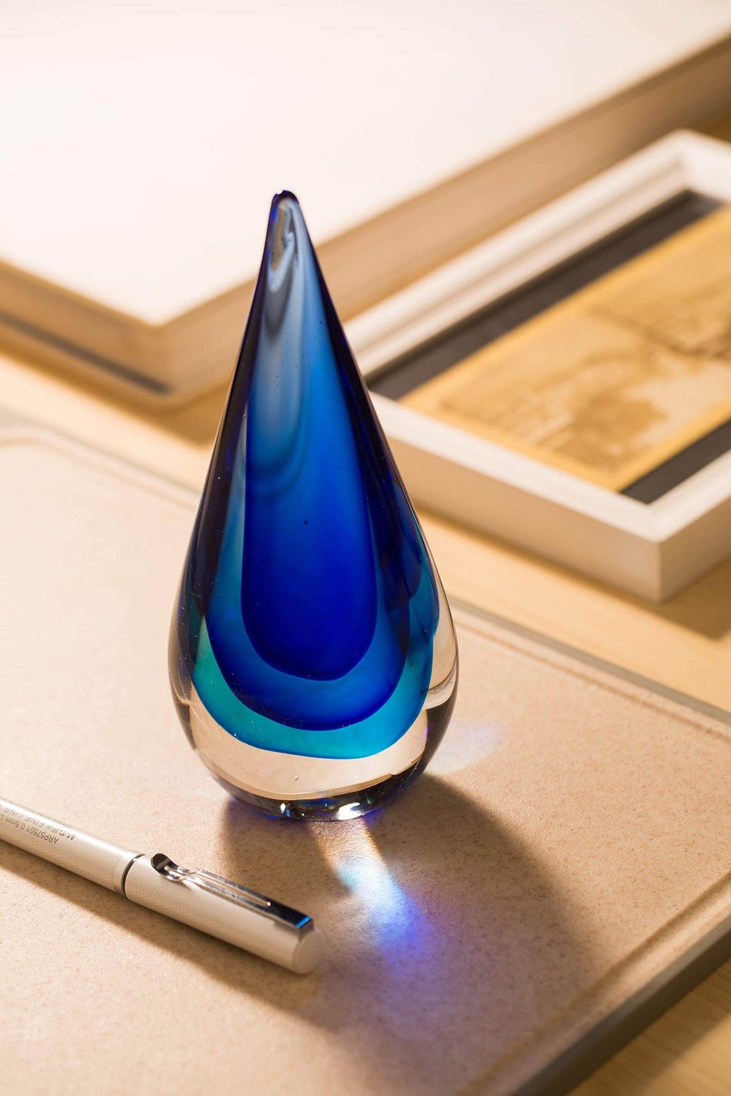 Yao Yuan Glass Sculpture Hand-Blown Murano-Style Glass Statue and Figurine, Blue Teardrop Decor