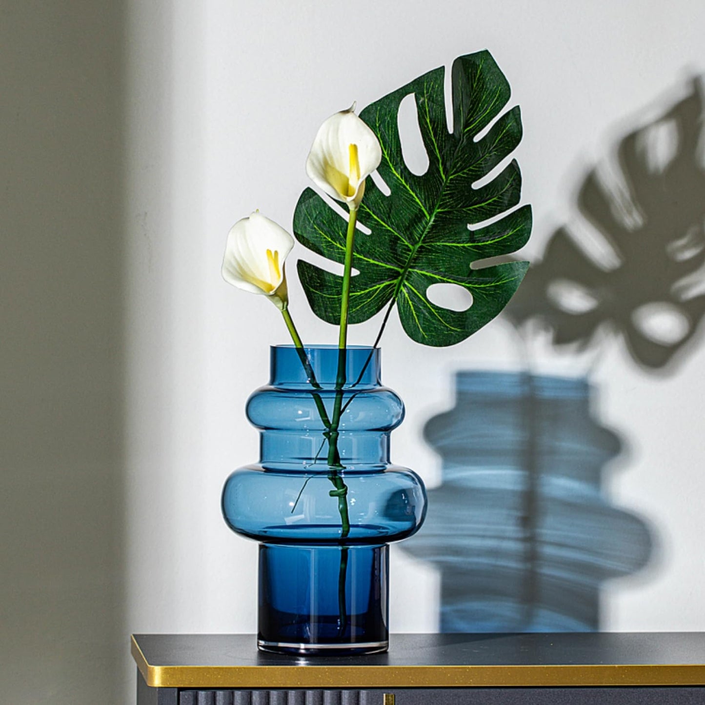 Lvases Clear Blue Bubble Glass Flower Vase, Modern Boho Ins Style Vase for Hydroponic Plants Bouquet, for Home Room Office Book Shelf Wedding Table Decor (W 6" X H 9.4")