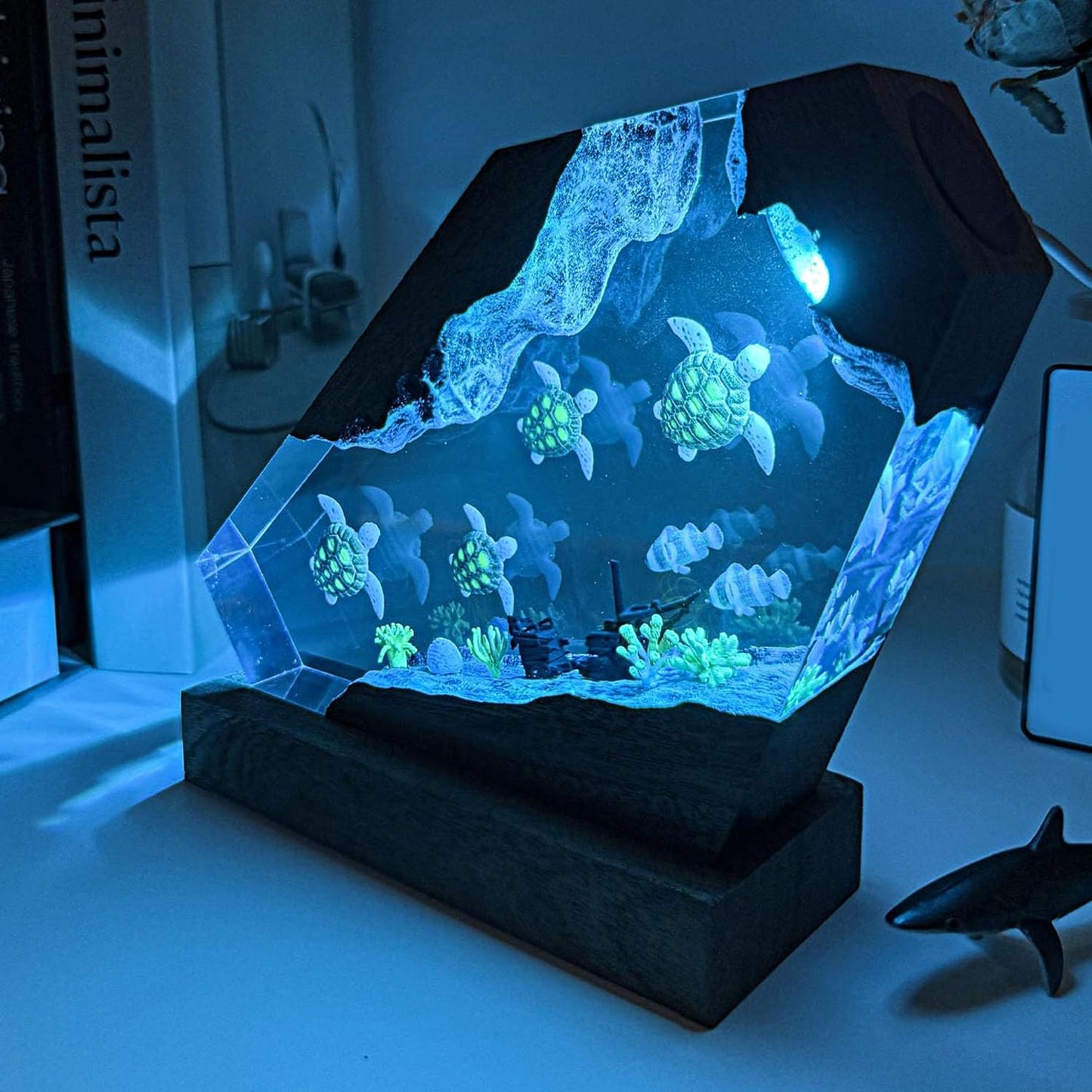 Sea Turtle Ocean Resin Lamp, Handmade Resin Night Light for Home Decor