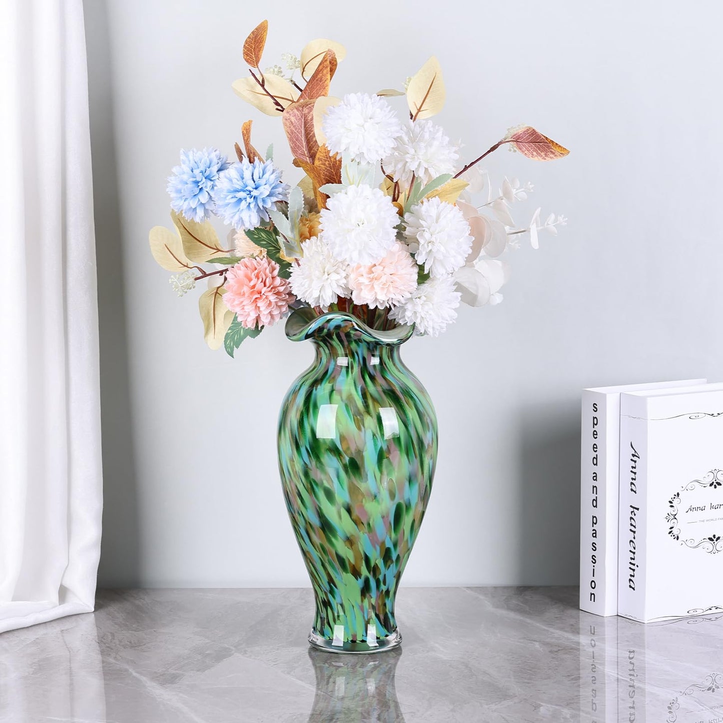 Hand-Blown Decorative Green Glass vase, Unique Green Glass vase, Modern Art Home Decor, Perfect as a Centerpiece for Living Room Dining Tables, Display on TV cabinets, or Wedding Floral Arrangements.