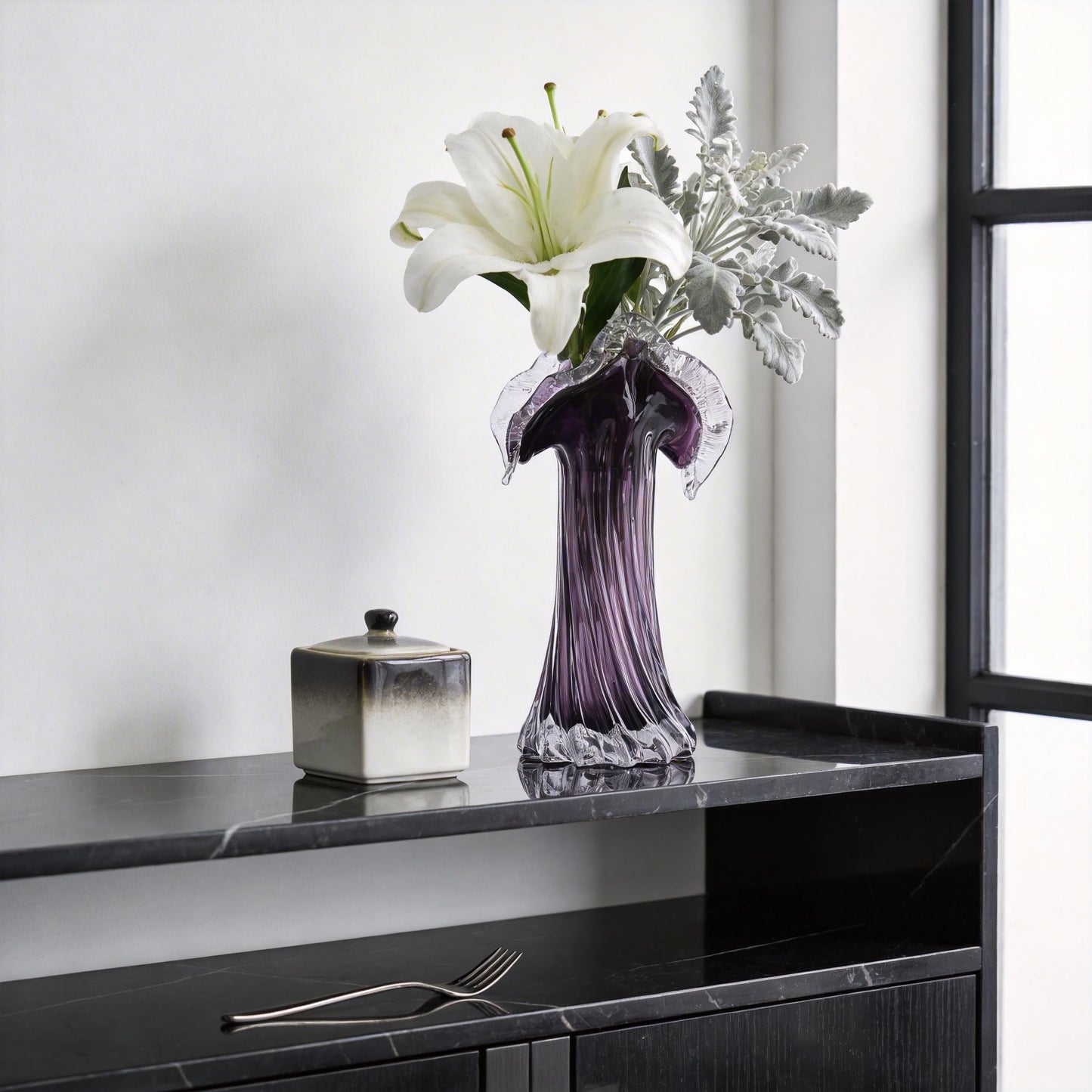 Ruffled Glass Vase Hand Blown Abstract Bubble Glass Flower Vase for Home Decor Living Room Dining Room Bedroom Shelf Mantel Tabletop Centerpiece Display Unique Art Gift