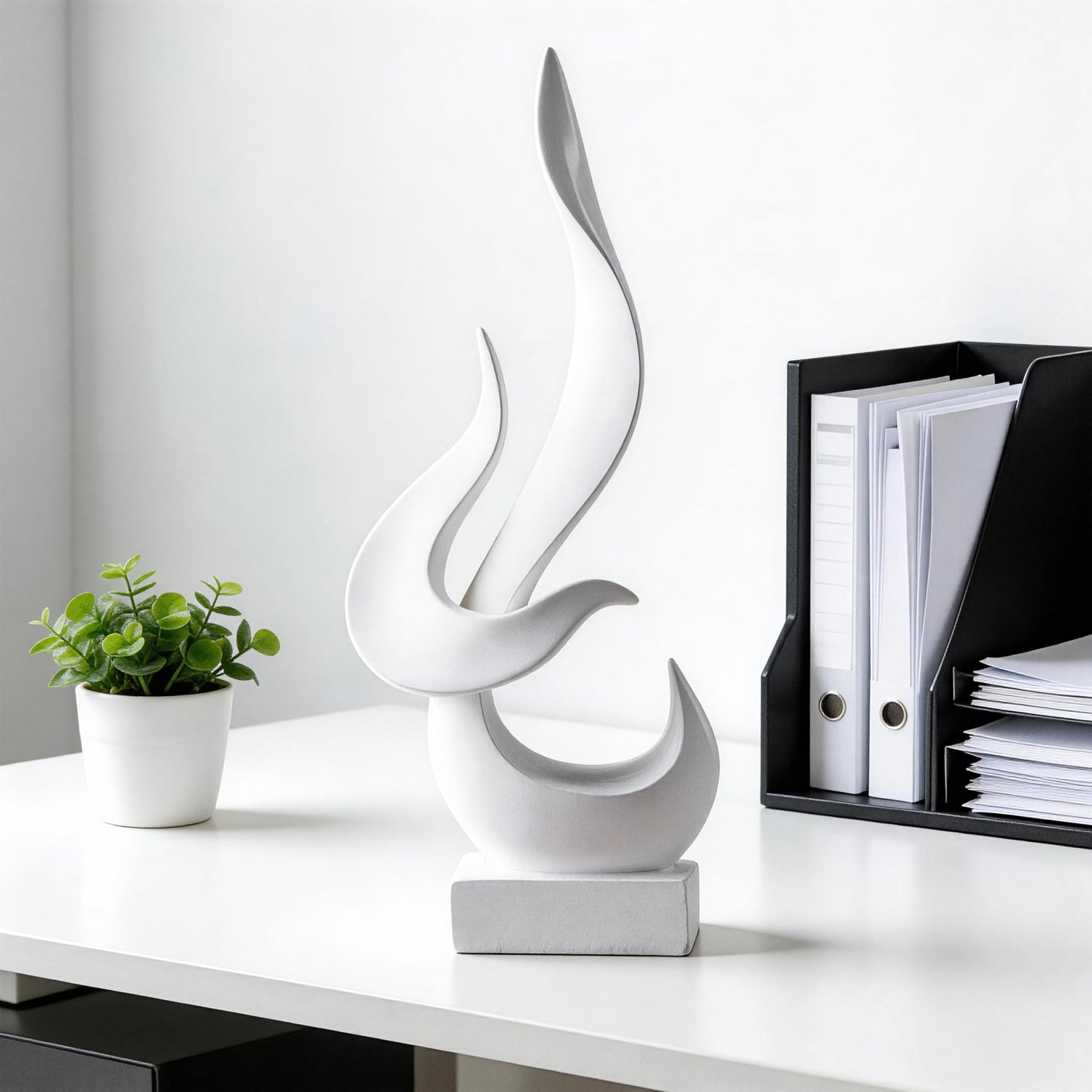 Abstract Flame-Shaped Resin Sculpture, Gold and Silver, Modern Decorative Figurine for Living Room, Bedroom, Entryway (White)