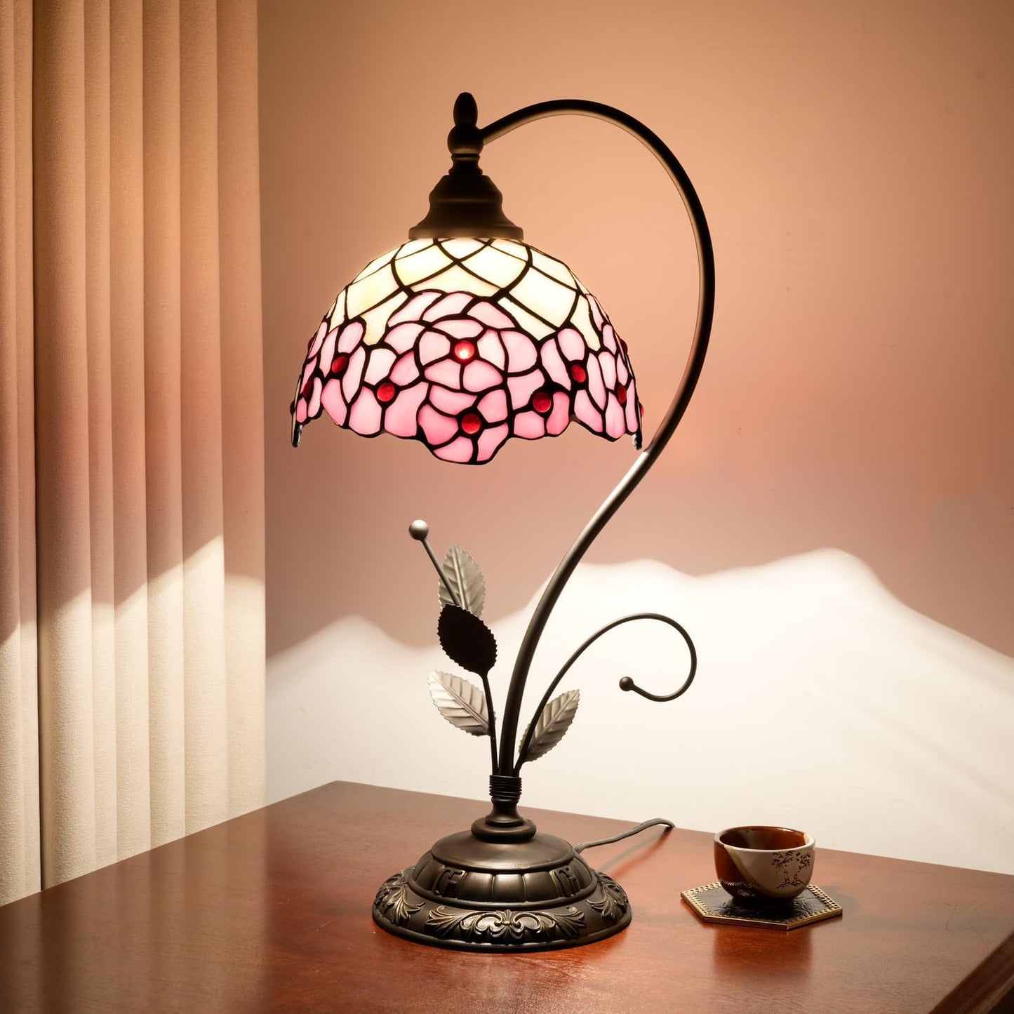 wecrejoni Tiffany Style Cherry Blossom Stained Glass Table Lamp Cute Small Table Lamp Bedroom Bedside lamp Living Room Dining Room Office Decoration Desk lamp Home Decoration Creative Gift Scene Props