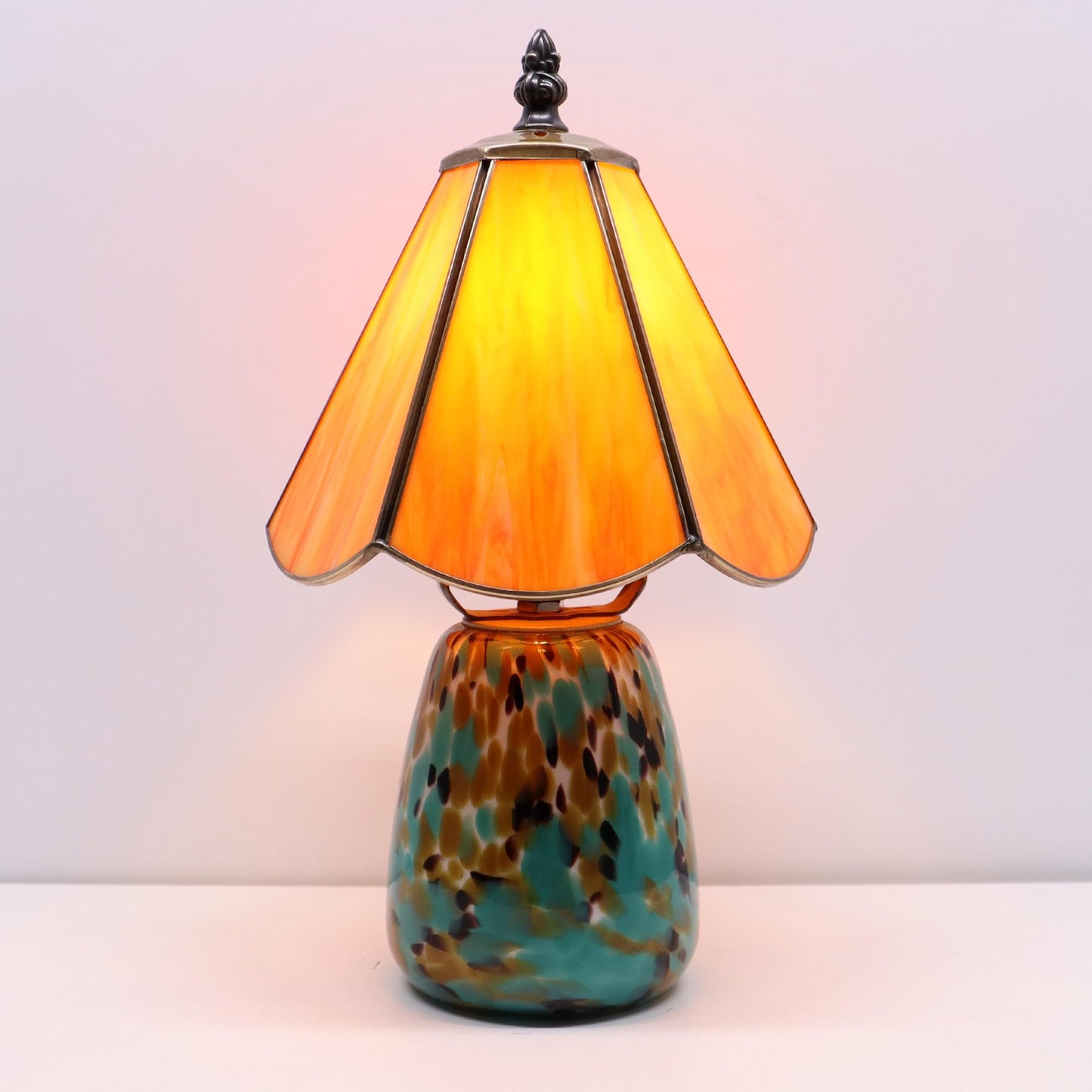 MQYXH Tiffany Style Stained Glass Table Lamp 12 Inch - Orange