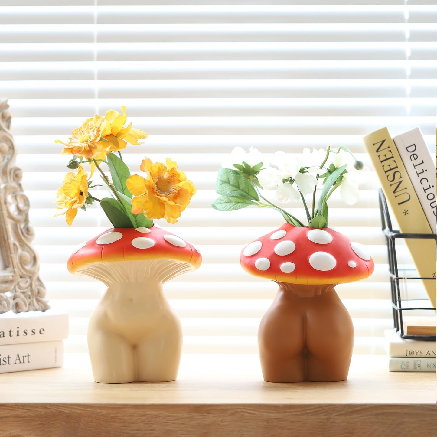 GUGUGO Mushroom Lady Body Vase for Flower, Funky Mushroom Decor, Eclectic Lady Form Butt Vases for Flowers, Unique Cute Face Head Room Decor Aesthetic for Modern Home, Gradient Head & Bronze Body