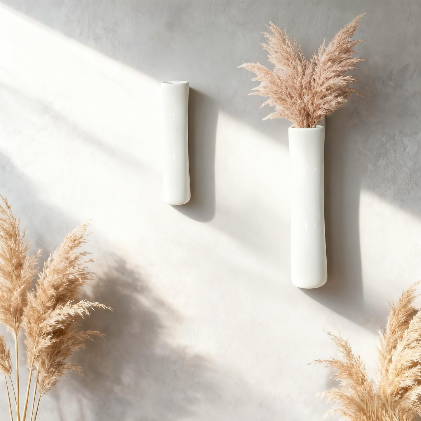 GDSZJLJ Set of 2 Wall Ceramic Vase, White Matte Hanging Wall Vase, Modern Minimalist Ceramic Vases for Dried or Fresh Flowers, Easy Mount Decor for Living Room & Entryway