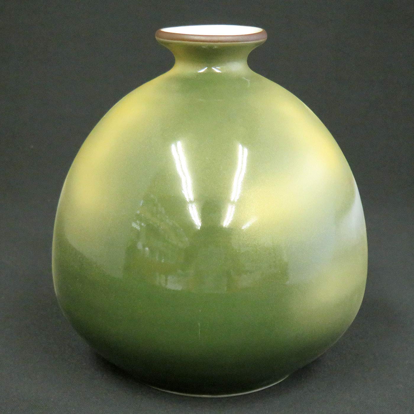 KUTANI YAKI(ware) Vase Gold clouds