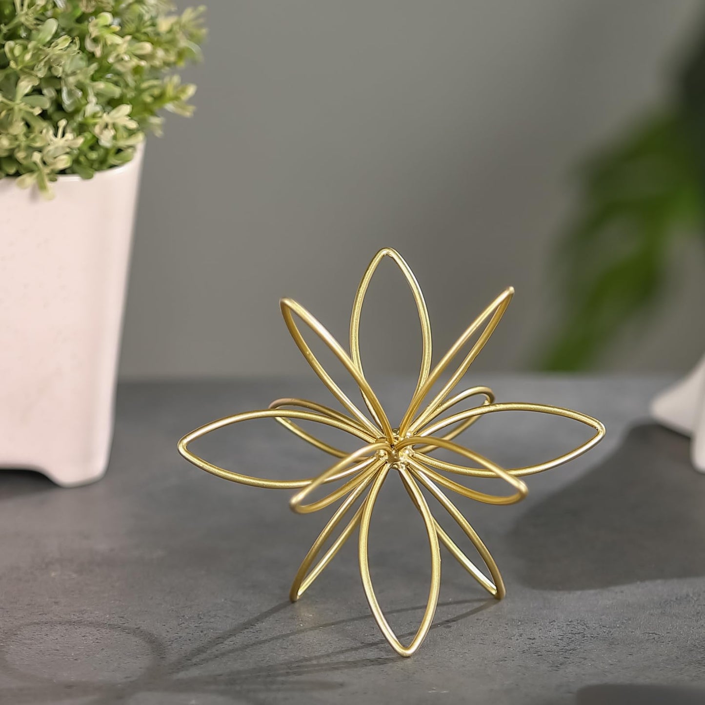 MOCOME 4.25" Gold Sphere Decor, Metal Handmade Floral Decorative Sculpture, Abstract Tabletop Decorative Ball for Home Metal Sphere Decor