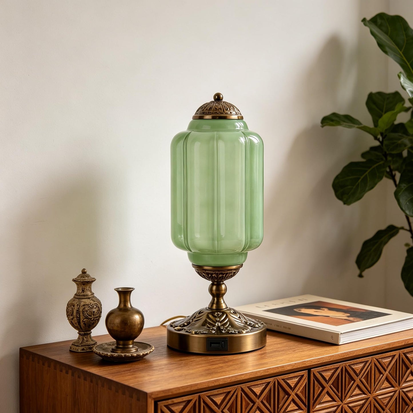 Glazart Luxa Vintage Touch Table Lamp, Milk Glass Shade with Metal Base, 3 Way Dimmable Desk Light with USB Charging Ports, Retro Lamp for Living Room Bedroom Bedside Nightstand