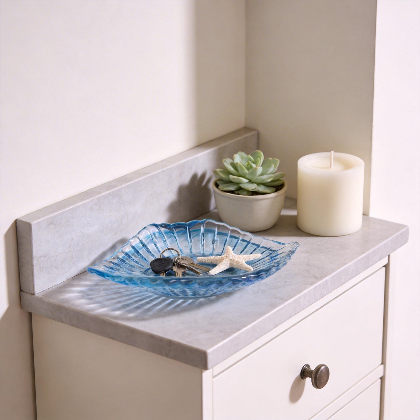 DOVDOV Hand blown decorative glass bowls, Blue large glass fruit bowls, and serving platters perfect for display on coffee tables, dining tables, kitchen countertops, TV stands, and entryway shelves.